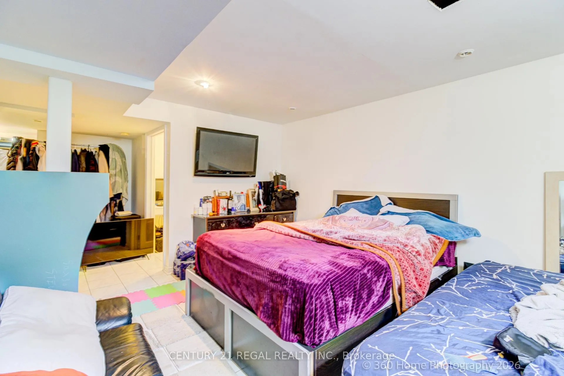 Photo 15 of 42G View Green Crescent, Etobicoke, West Humber-Clairville — HOMEH