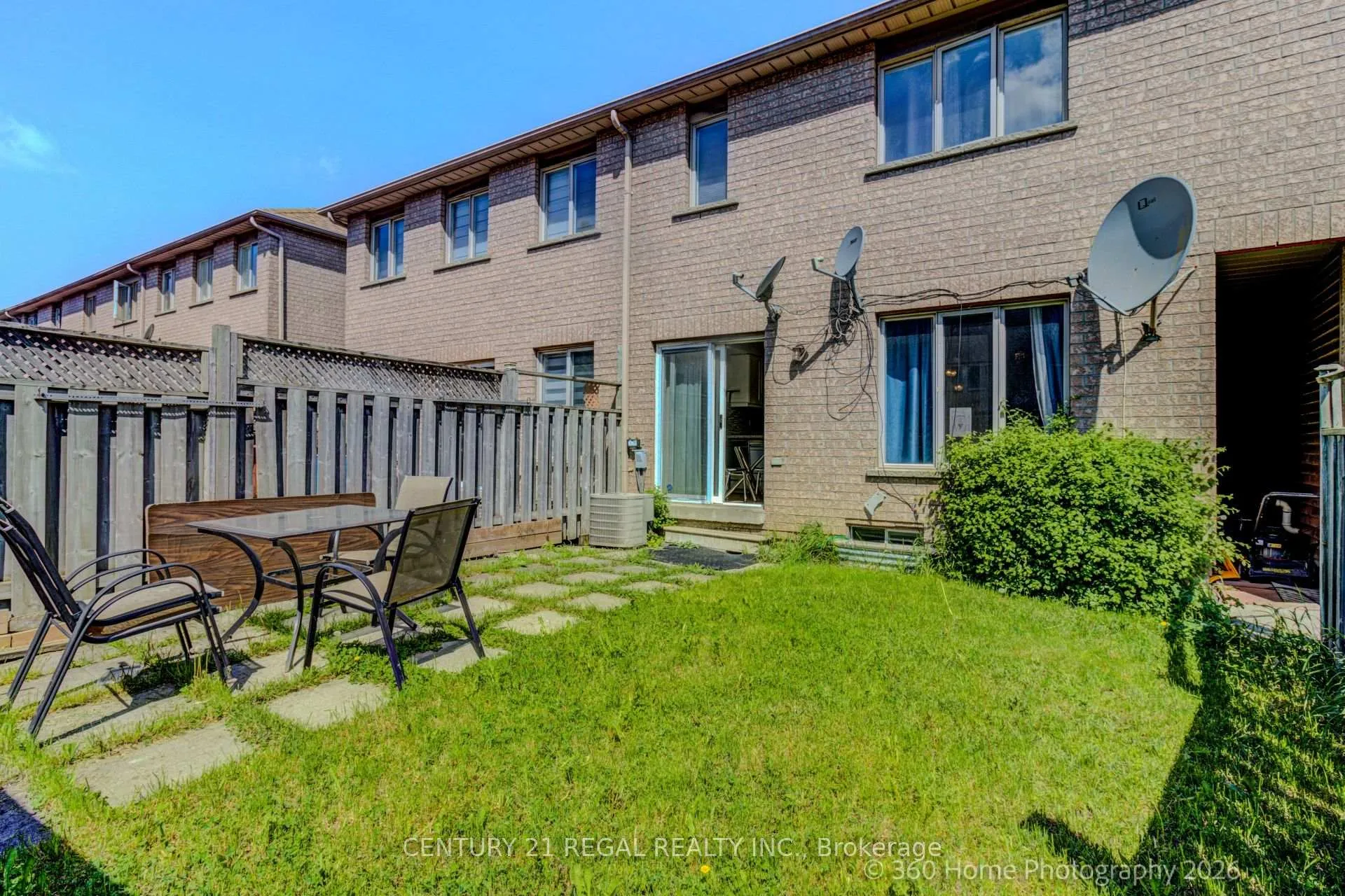 Photo 27 of 42G View Green Crescent, Etobicoke, West Humber-Clairville — HOMEH