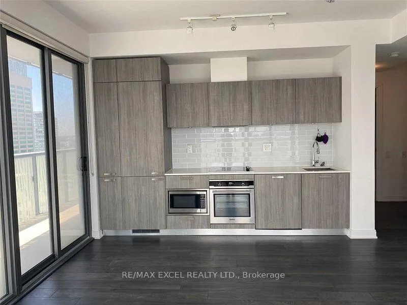 Photo 6 of Unit 2805, 50 Charles Street E, Toronto, Church-Yonge Corridor — HOMEH