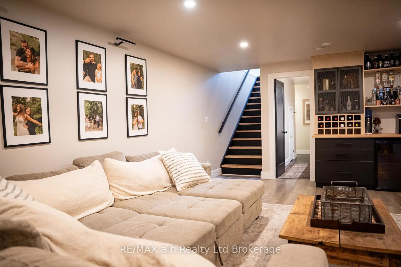 Photo 30 of 3 Belfast Circle, Tillsonburg — HOMEH