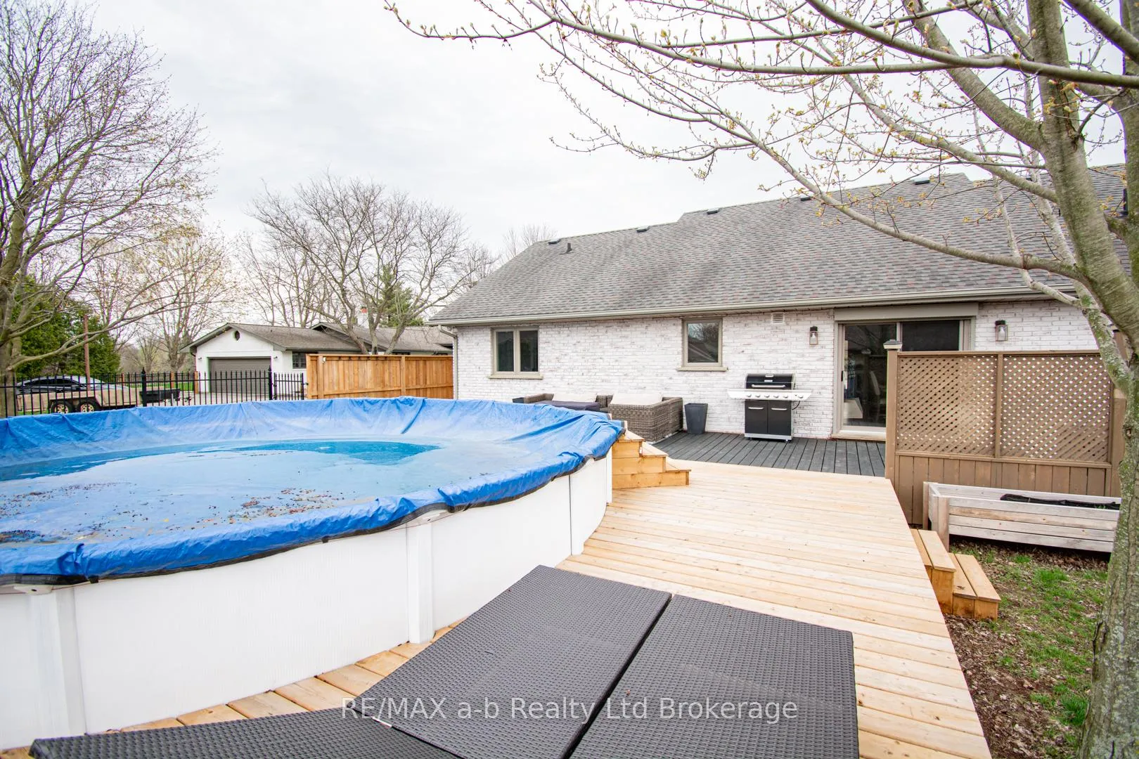 Photo 43 of 3 Belfast Circle, Tillsonburg — HOMEH