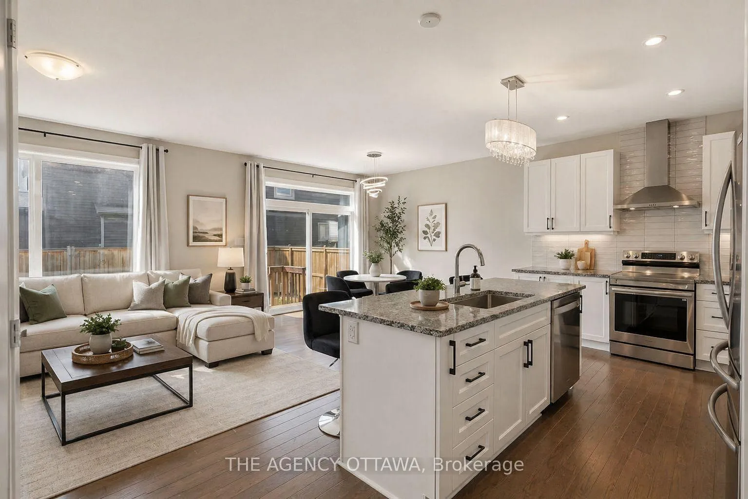 Photo 5 of 336 Barrett Farm Drive, Ottawa, Blossom Park/Kemp Park/Findlay Creek — HOMEH