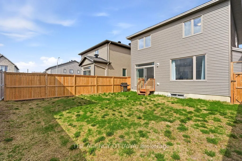 Photo 32 of 336 Barrett Farm Drive, Ottawa, Blossom Park/Kemp Park/Findlay Creek — HOMEH