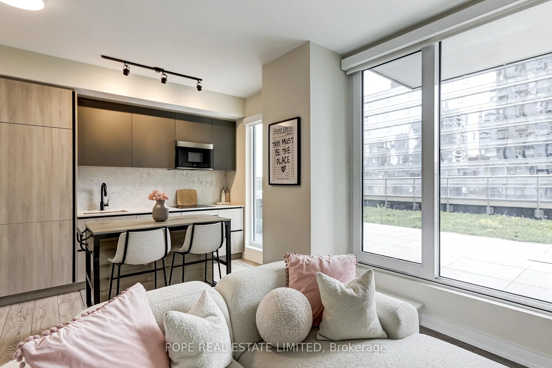 Photo 6 of Unit 1502, 108 Peter Street, Toronto, Waterfront Communities — HOMEH