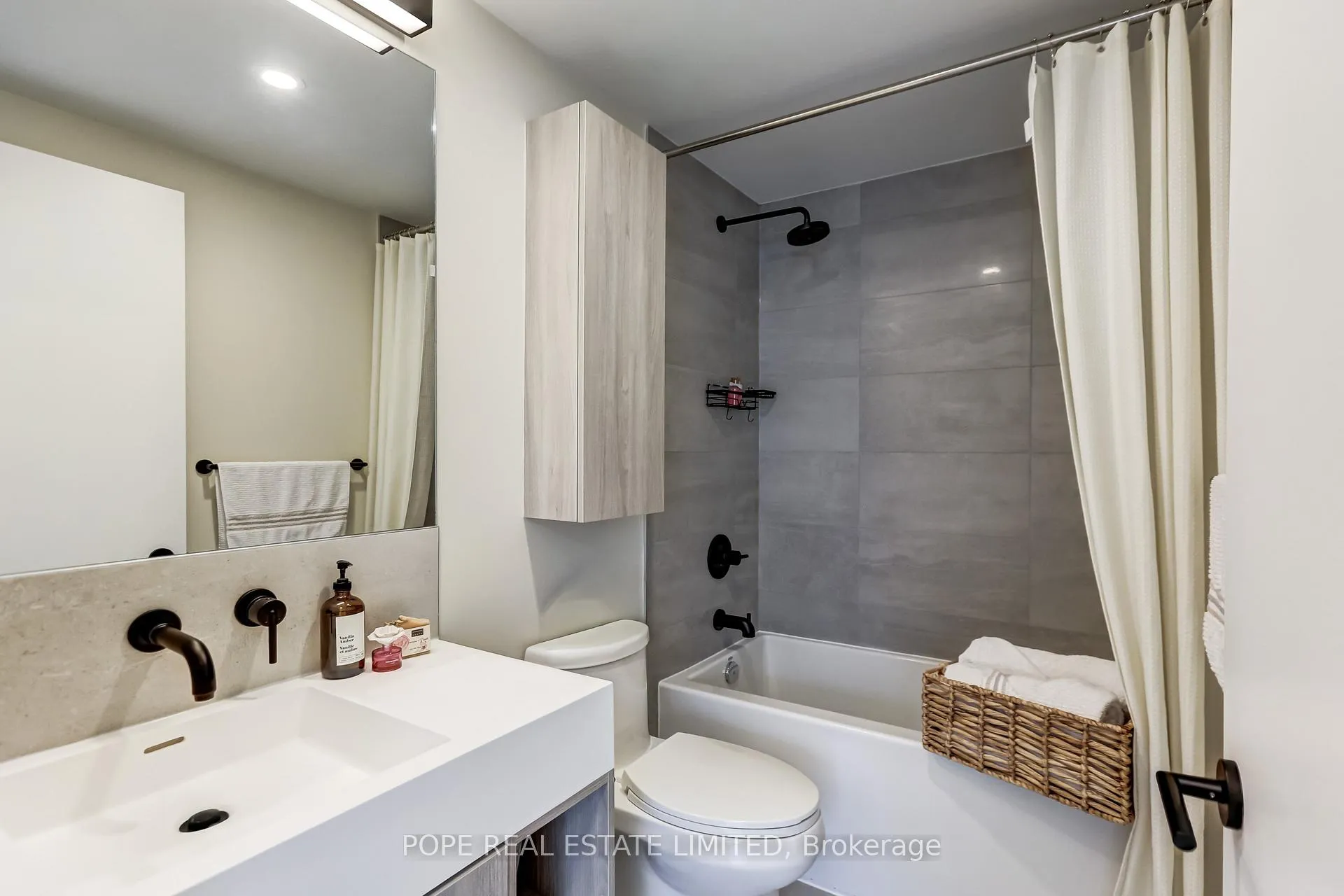 Photo 17 of Unit 1502, 108 Peter Street, Toronto, Waterfront Communities — HOMEH