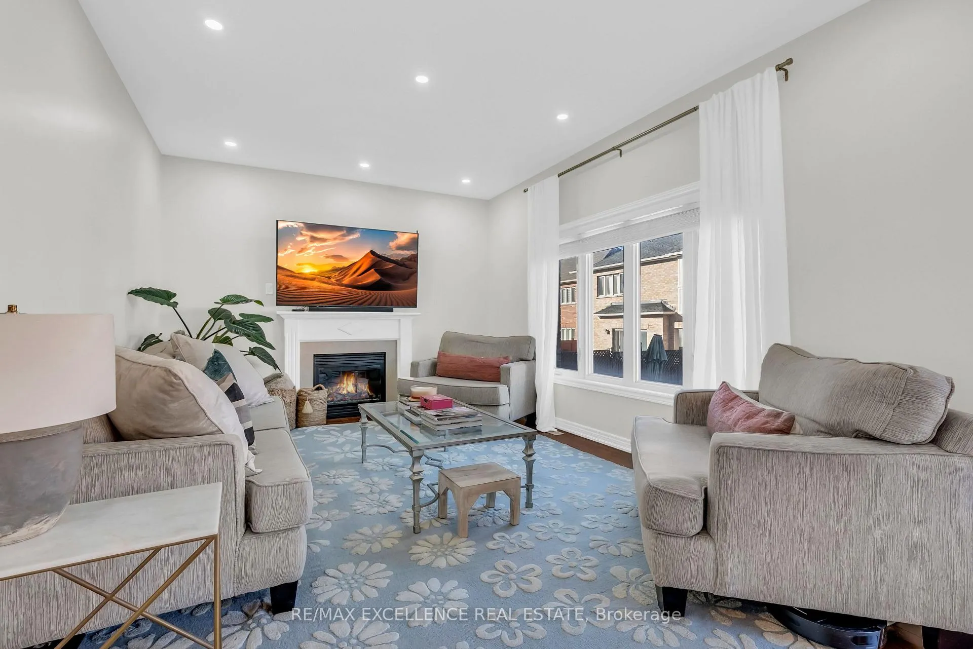 Photo 9 of 40 Imperial Lakes Drive, Brampton, Bram East — HOMEH