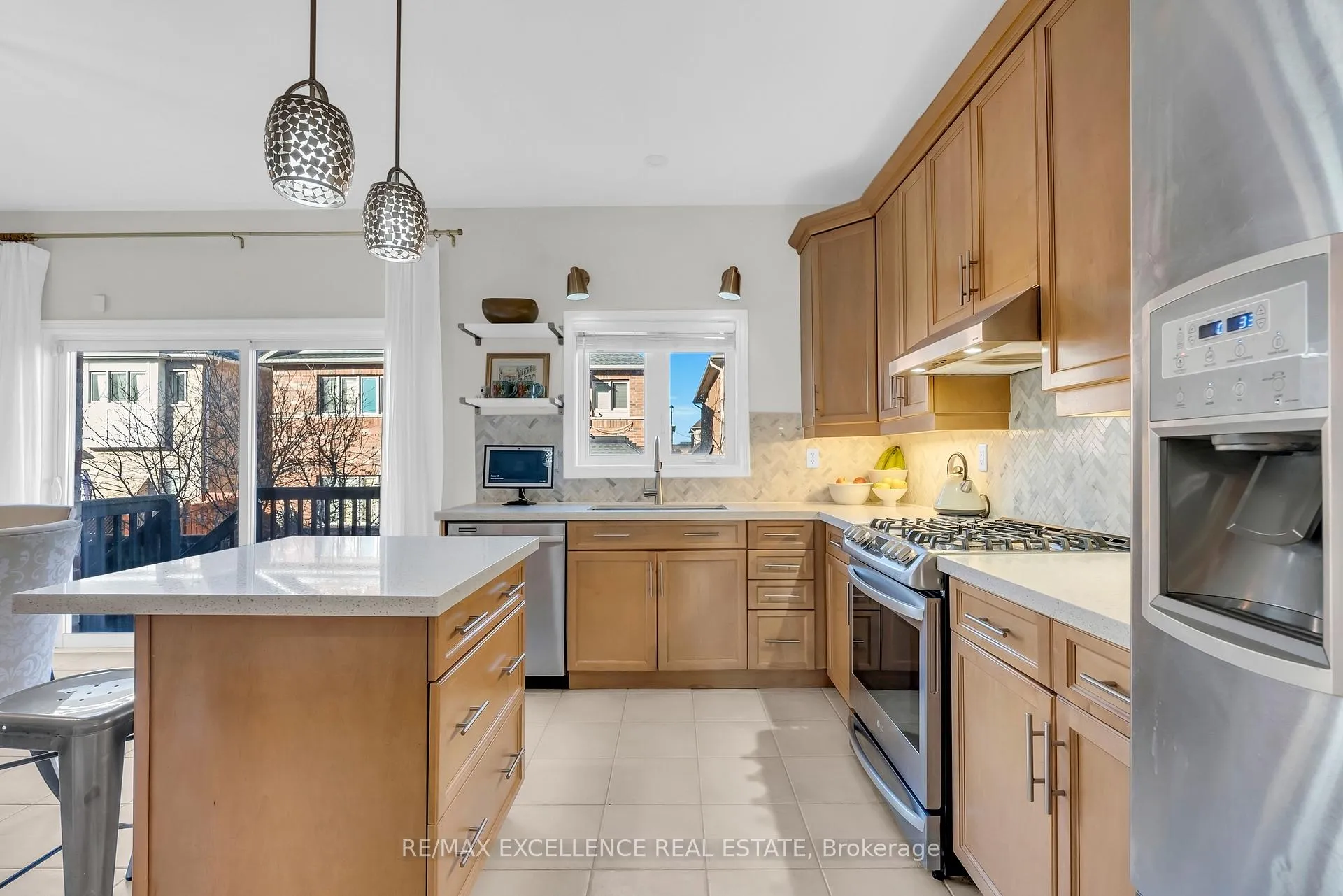 Photo 15 of 40 Imperial Lakes Drive, Brampton, Bram East — HOMEH