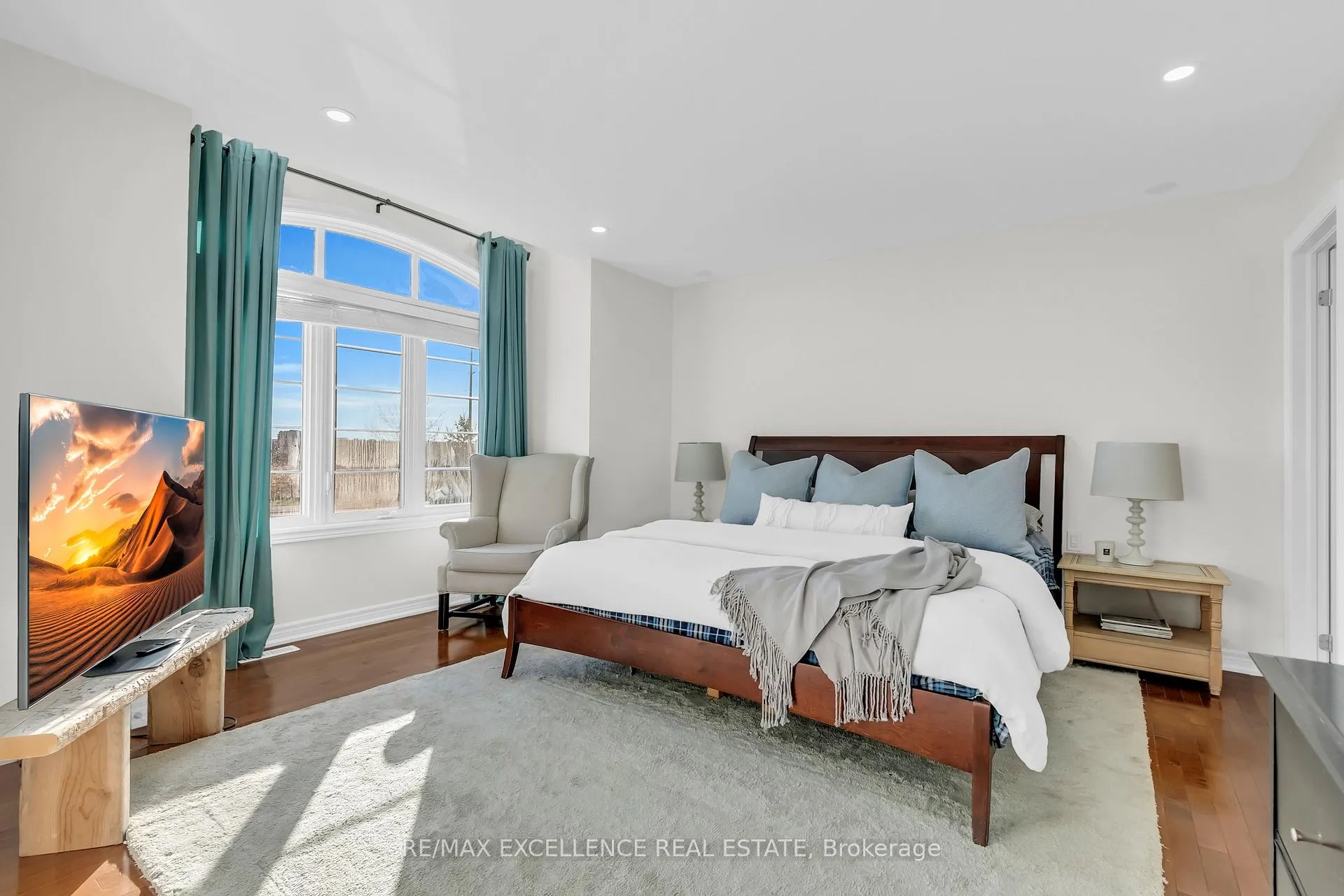 Photo 34 of 40 Imperial Lakes Drive, Brampton, Bram East — HOMEH