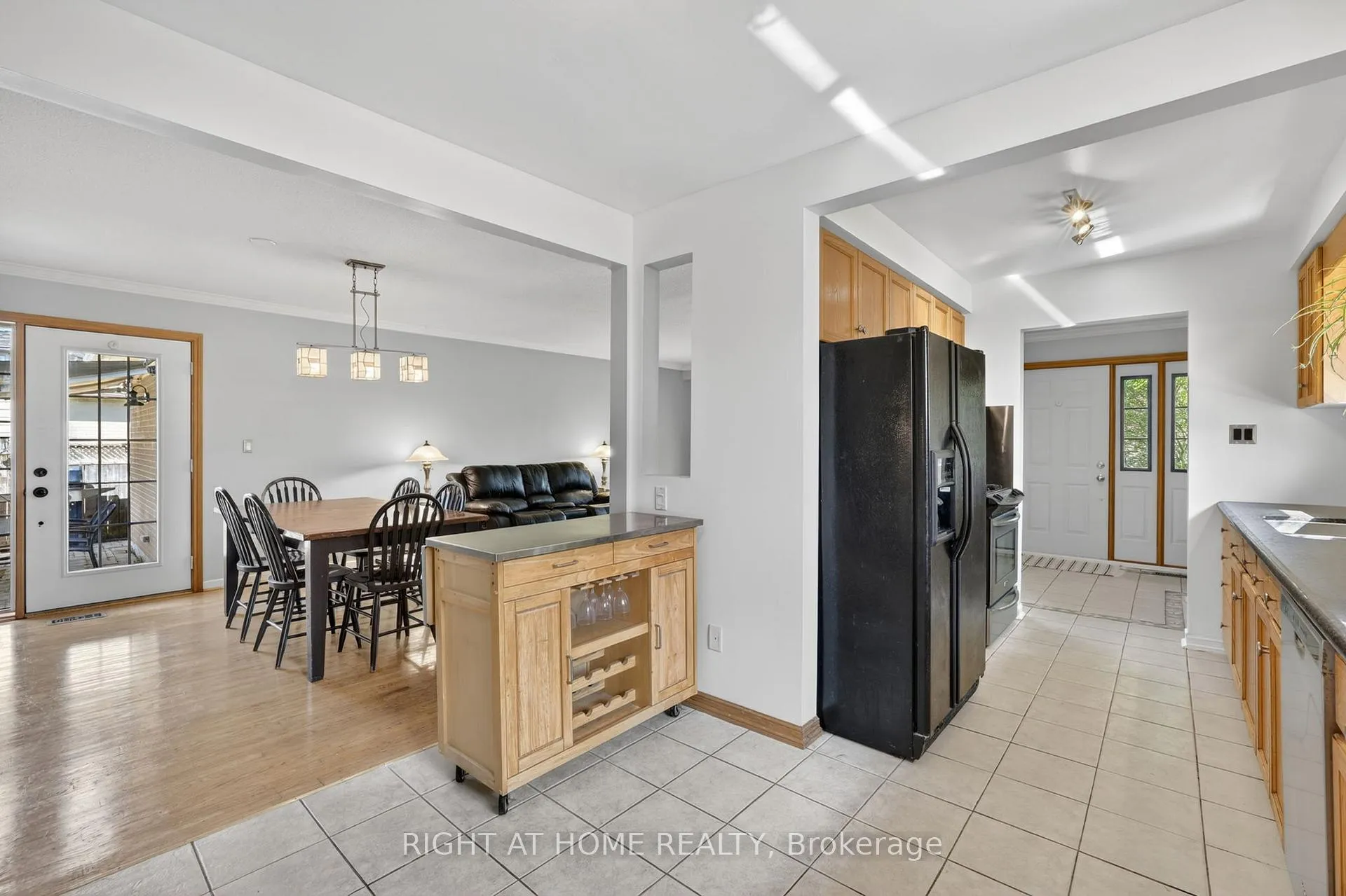 Photo 14 of 5 Fleance Drive, Markham, Royal Orchard — HOMEH
