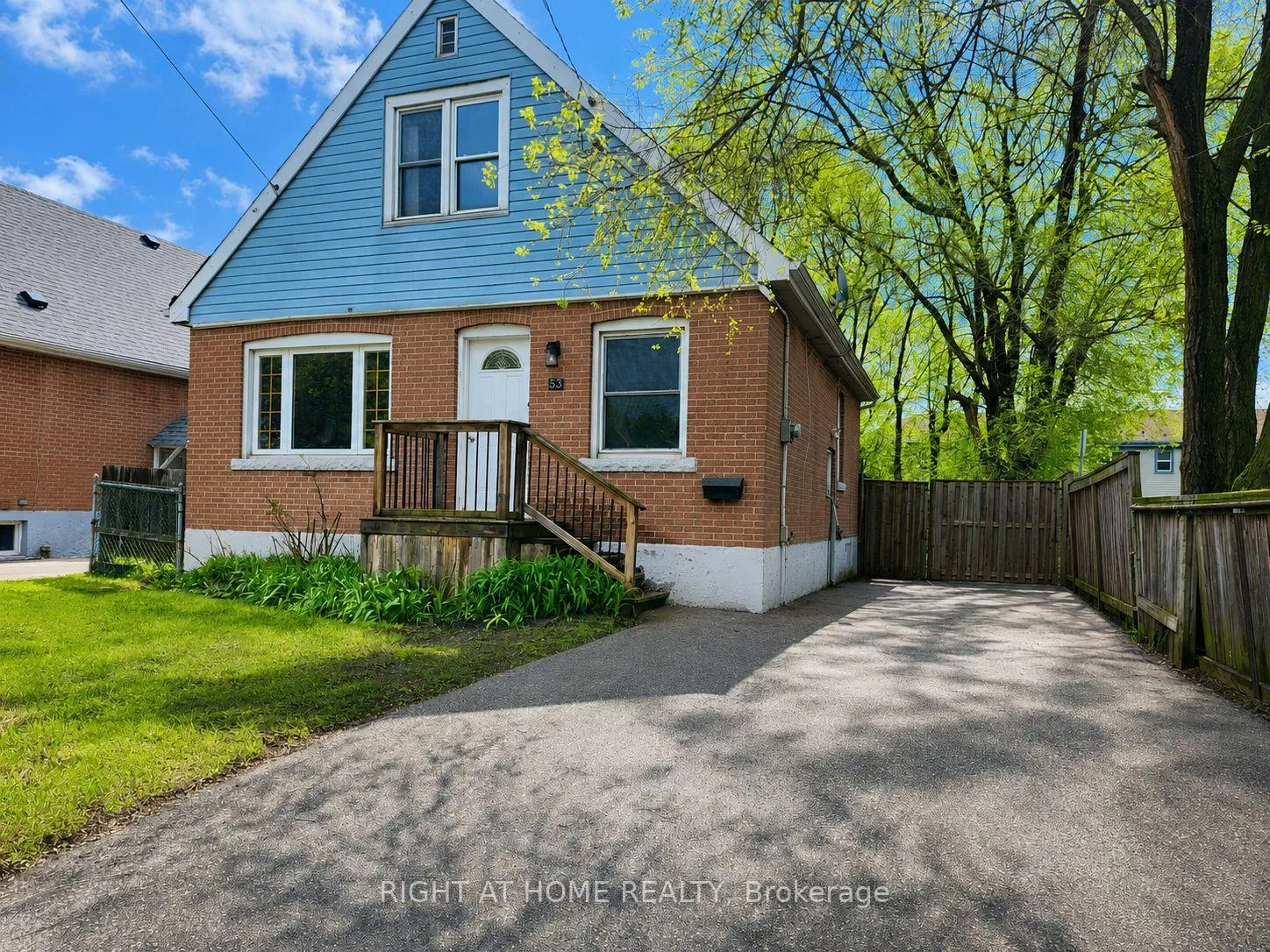 Front of 53 Shadyside Avenue