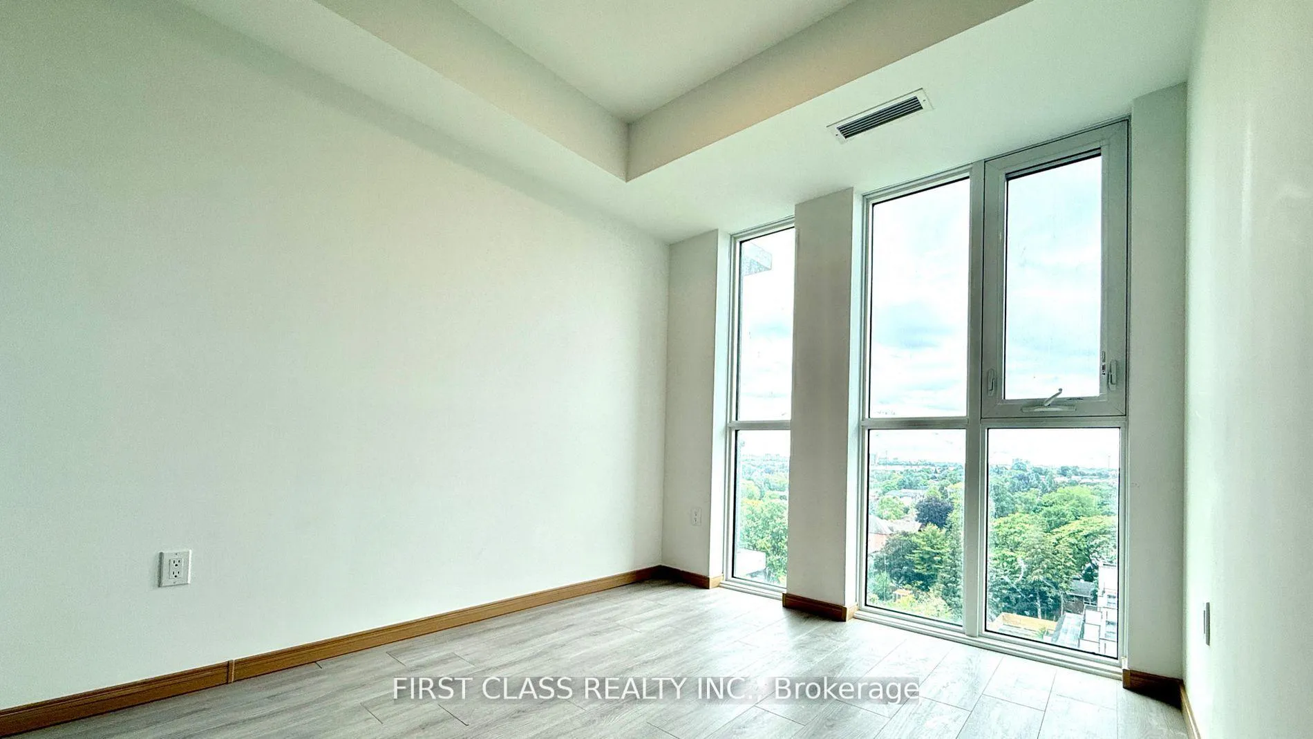 Photo 5 of Unit 1011, 3429 Sheppard Avenue E, Scarborough, Tam O'Shanter-Sullivan — HOMEH