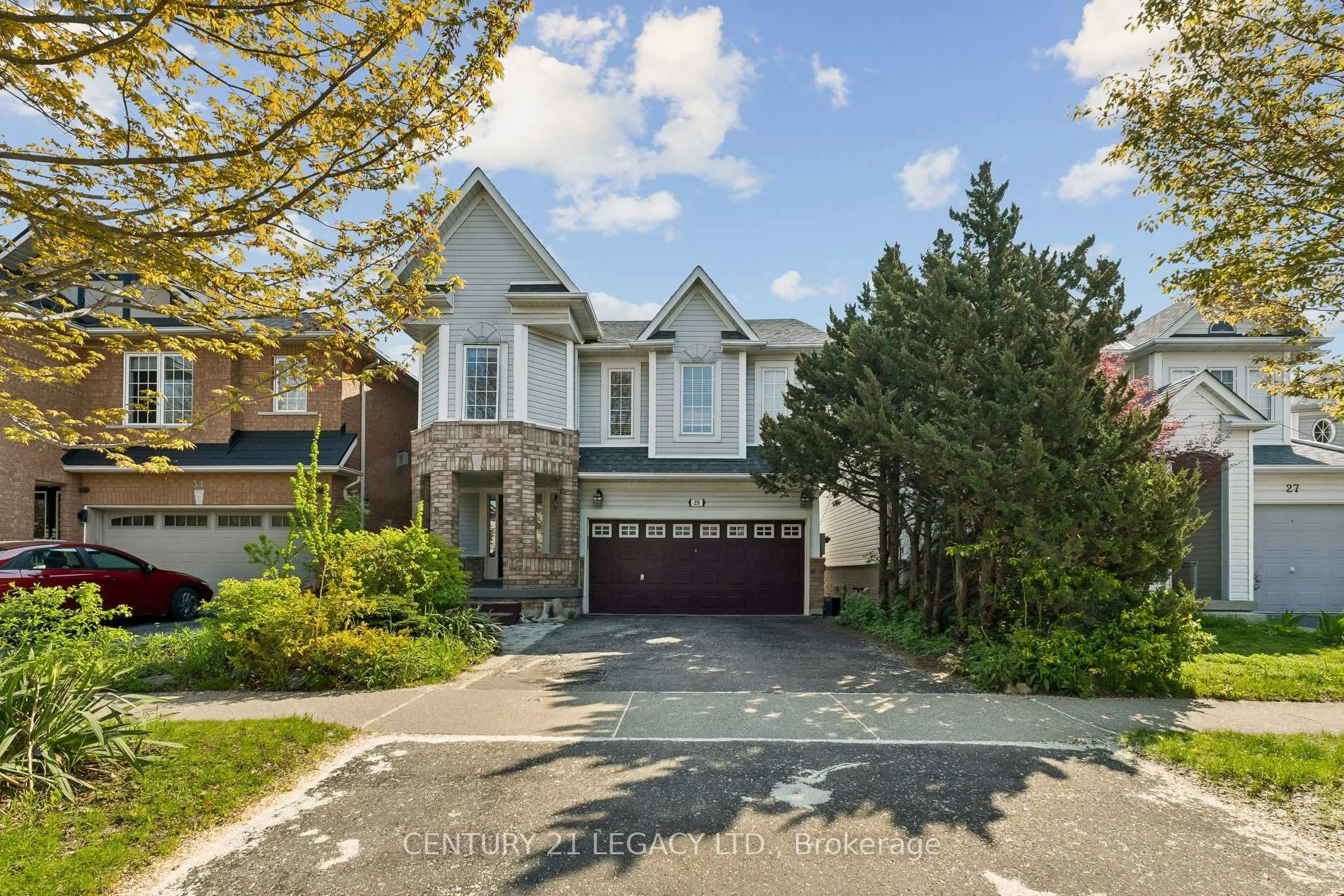 Photo 2 of 29 Woolf Crescent, Ajax, South East — HOMEH