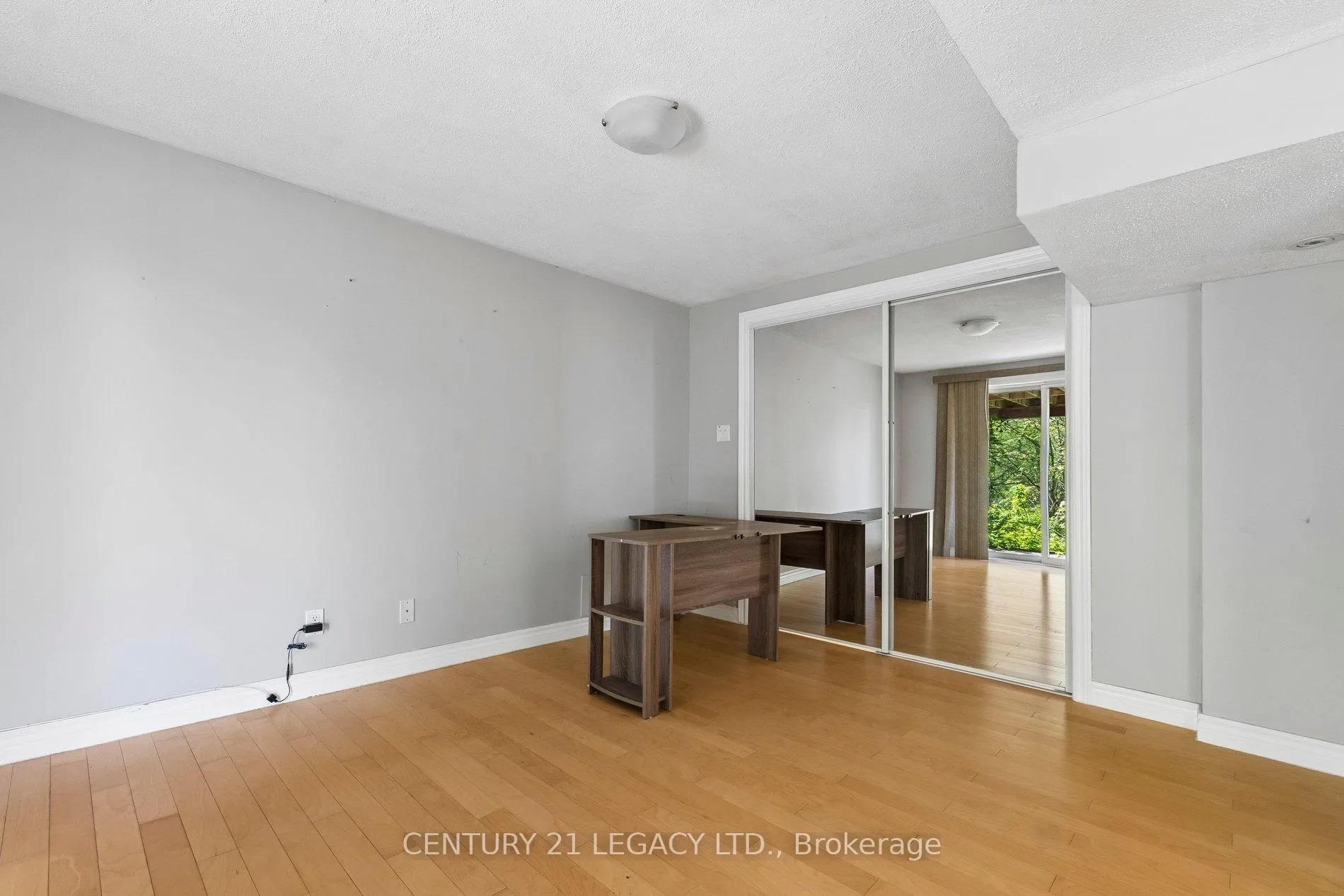 Photo 30 of 29 Woolf Crescent, Ajax, South East — HOMEH