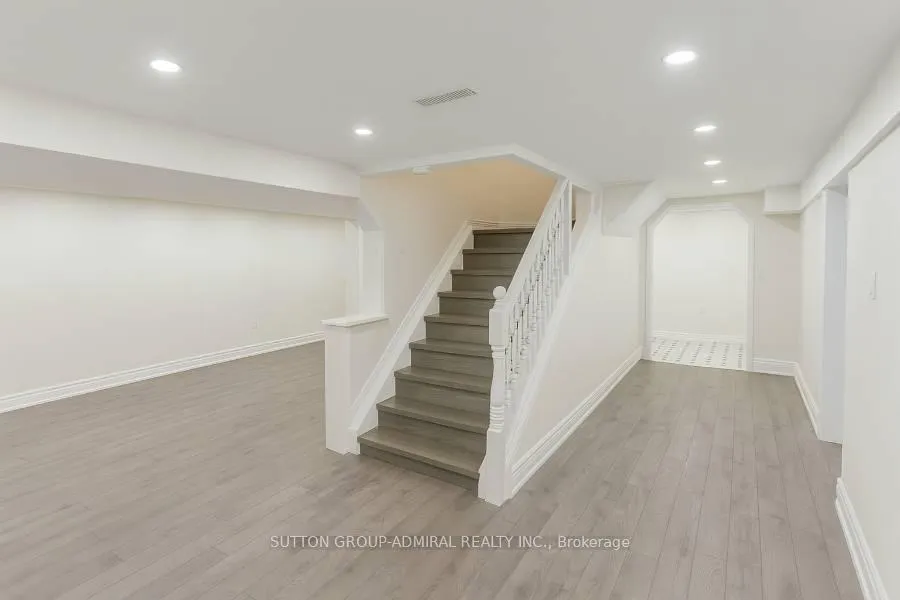 Photo 2 of Unit Basement, 7 Judith Avenue, Vaughan, Brownridge — HOMEH