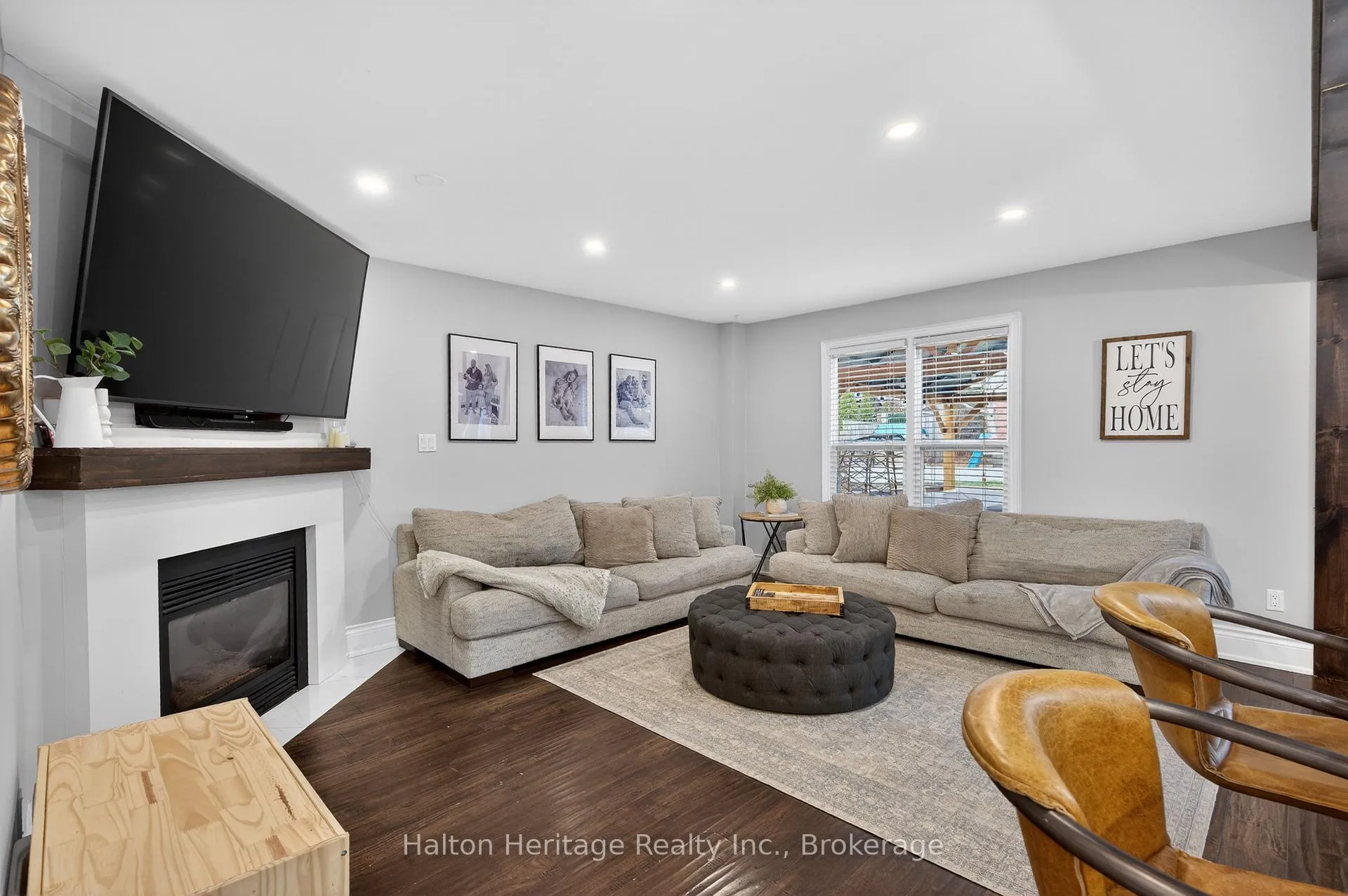 Photo 15 of 122 Hollybush Drive, Hamilton, Waterdown — HOMEH