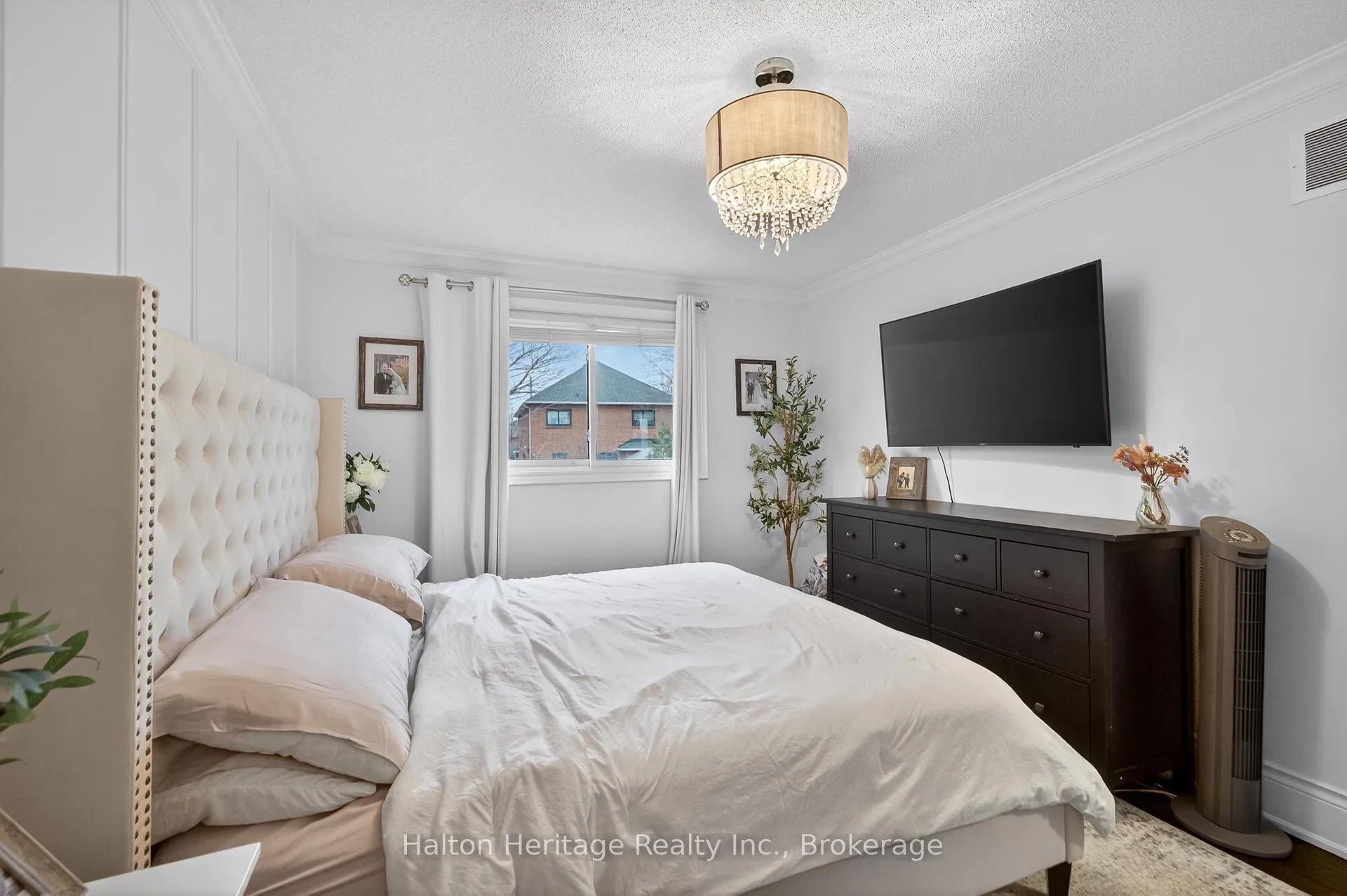 Photo 25 of 122 Hollybush Drive, Hamilton, Waterdown — HOMEH