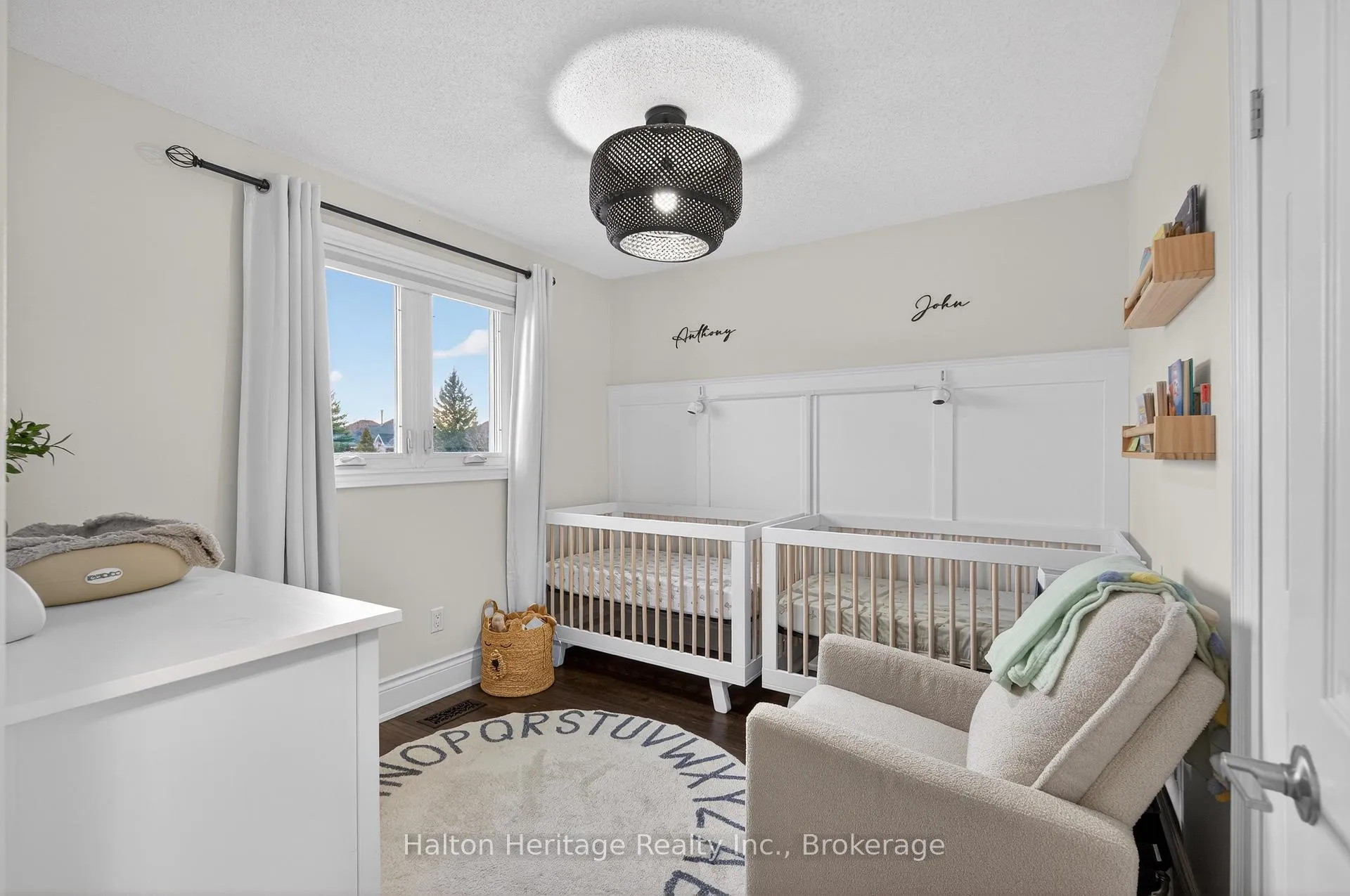Photo 30 of 122 Hollybush Drive, Hamilton, Waterdown — HOMEH