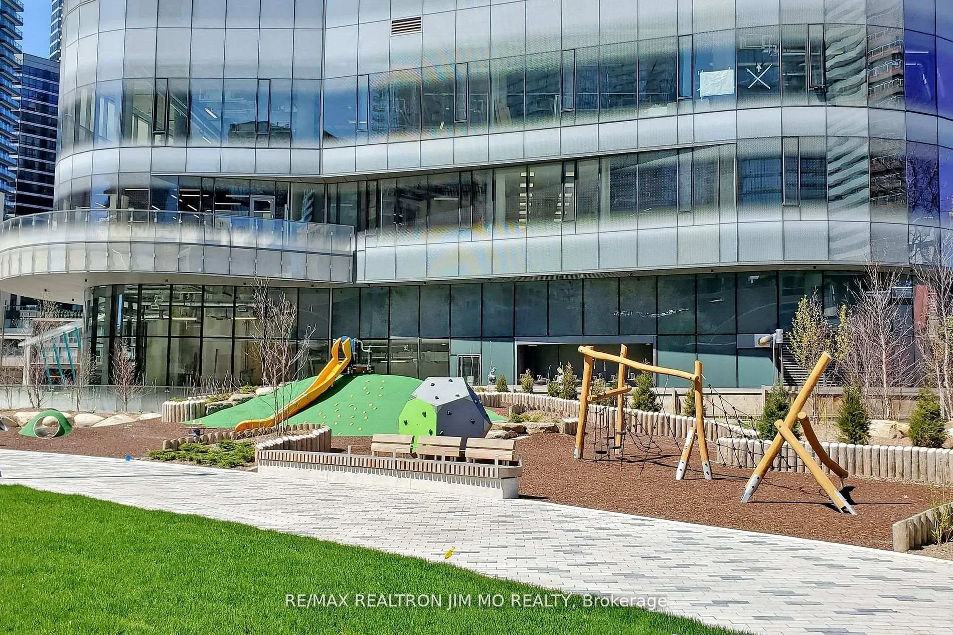 Photo 14 of Unit 5510, 11 Wellesley Street W, Toronto, Bay Street Corridor — HOMEH