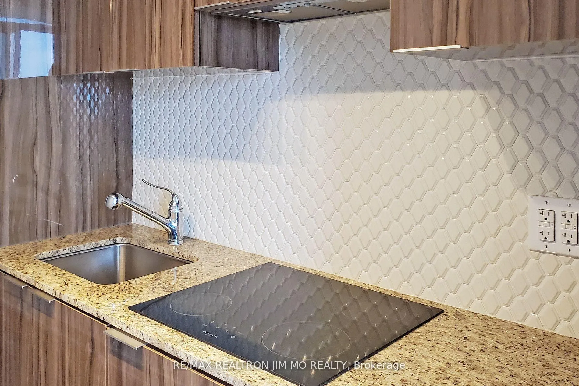 Photo 26 of Unit 5510, 11 Wellesley Street W, Toronto, Bay Street Corridor — HOMEH