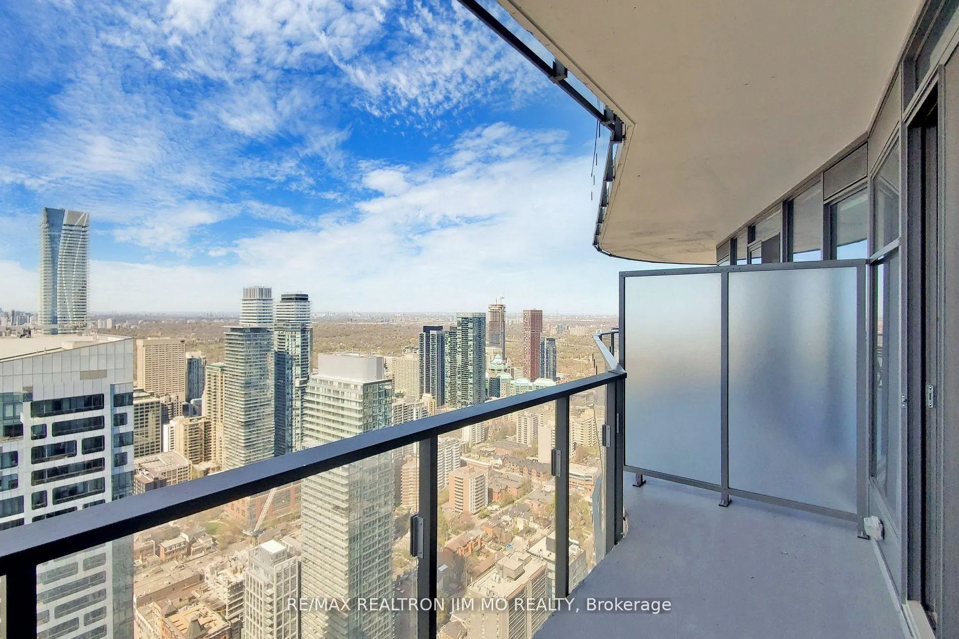 Photo 38 of Unit 5510, 11 Wellesley Street W, Toronto, Bay Street Corridor — HOMEH