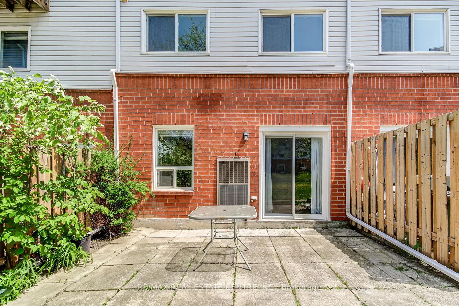 Photo 22 of 49 Wylie Circle E, Halton Hills, Georgetown — HOMEH