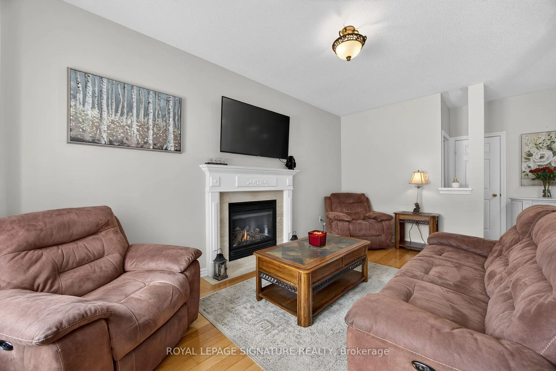 Photo 7 of 67 Penvill Trail, Barrie, Ardagh — HOMEH