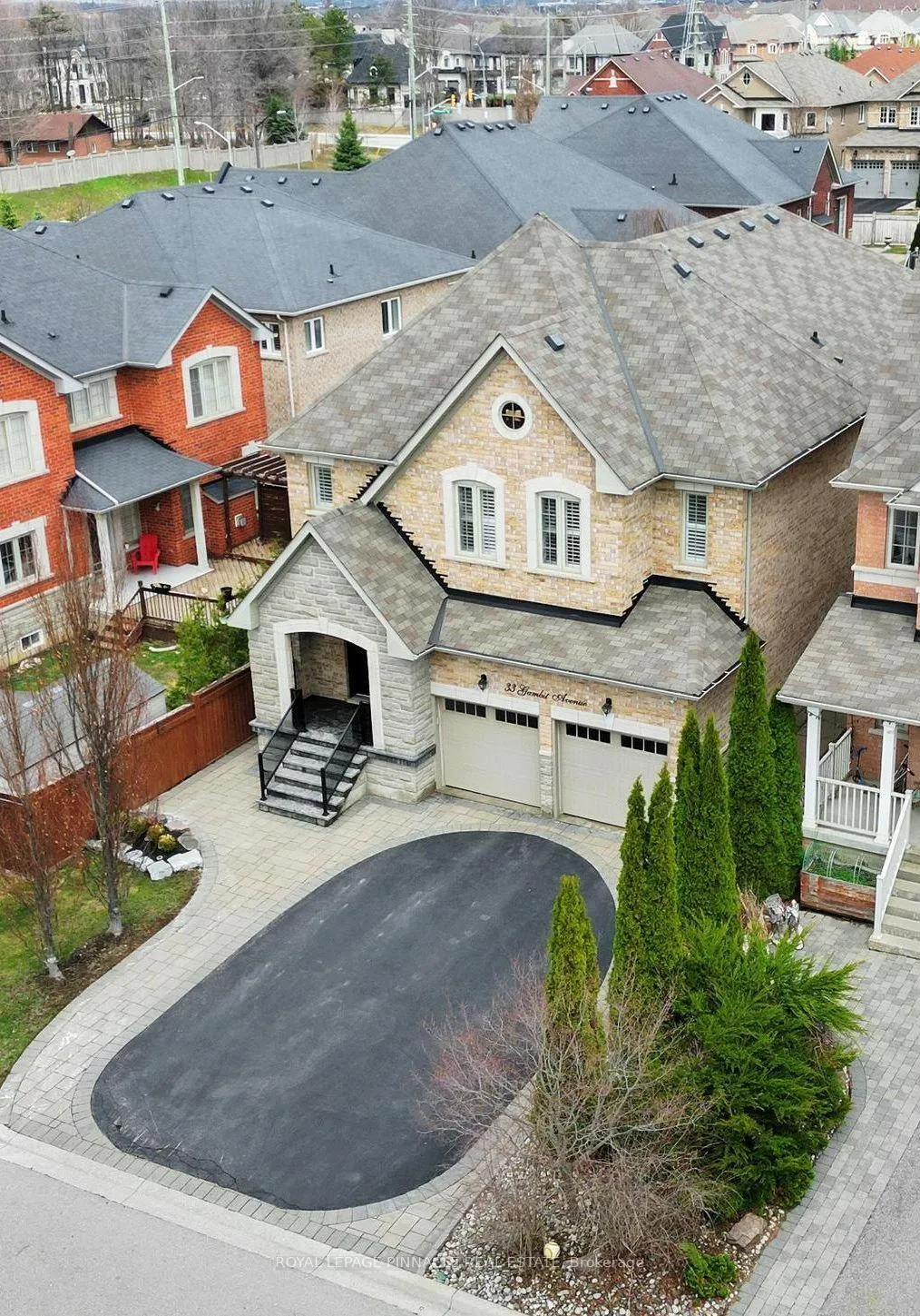 Photo 3 of 33 Gambit Avenue, Vaughan, Vellore Village — HOMEH