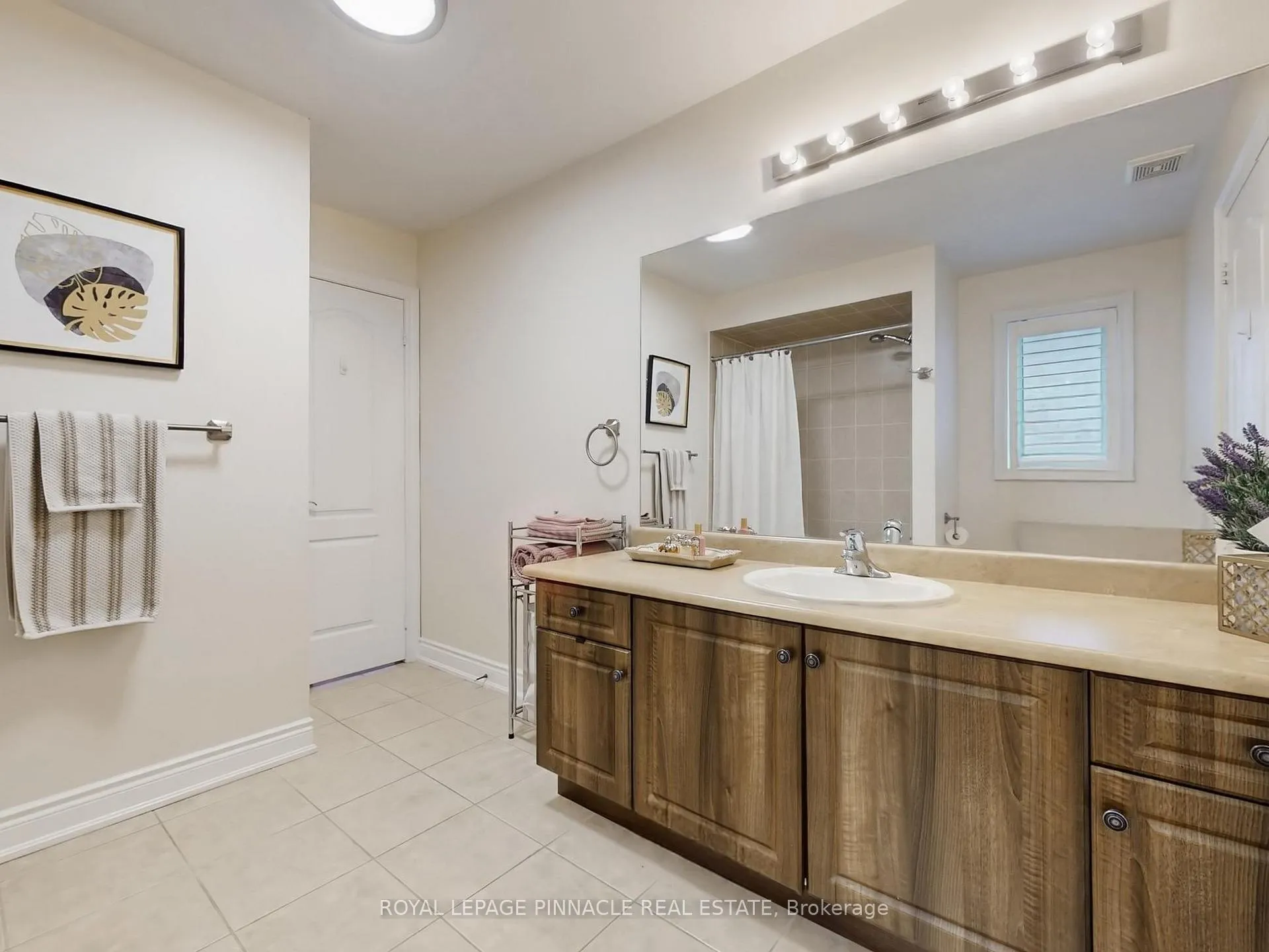 Photo 35 of 33 Gambit Avenue, Vaughan, Vellore Village — HOMEH