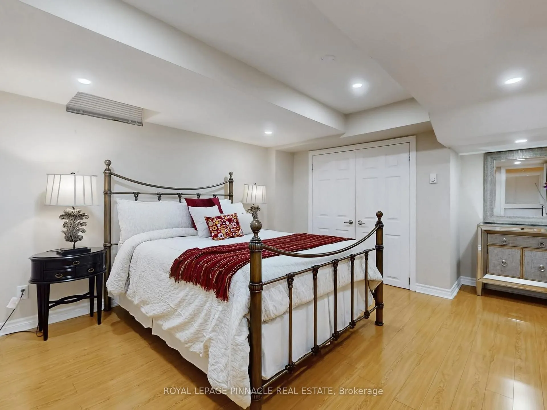 Photo 38 of 33 Gambit Avenue, Vaughan, Vellore Village — HOMEH