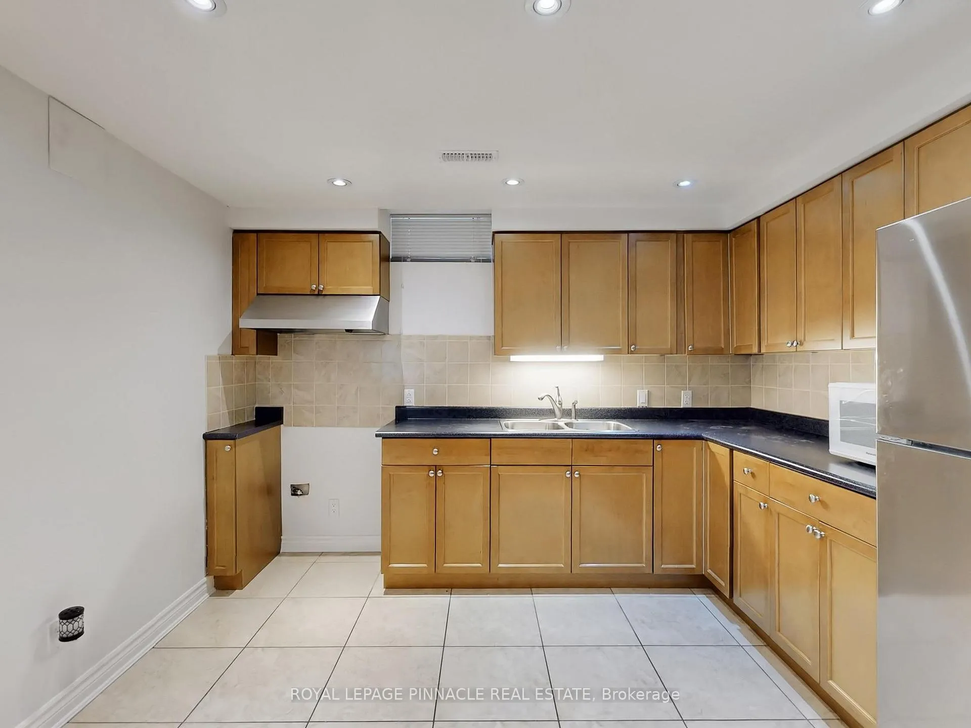 Photo 39 of 33 Gambit Avenue, Vaughan, Vellore Village — HOMEH