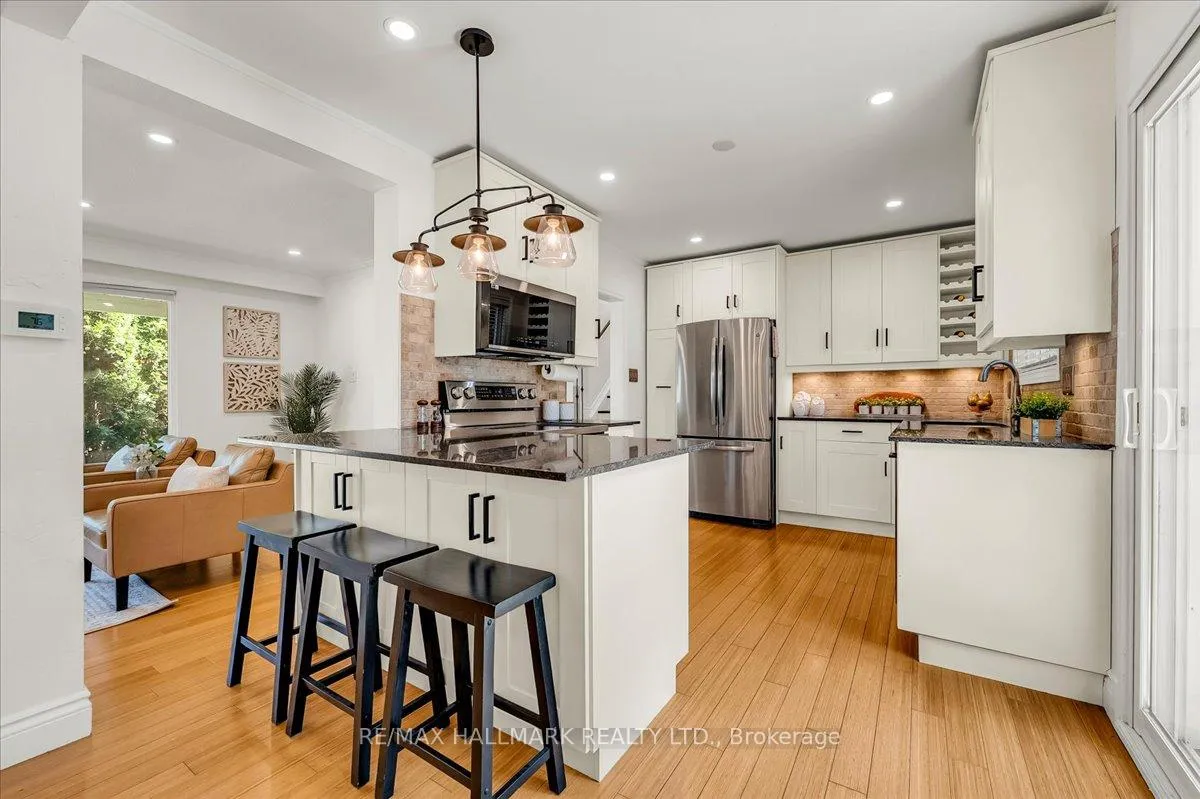 Photo 17 of 370 Dunlop Crescent, Burlington, Appleby — HOMEH