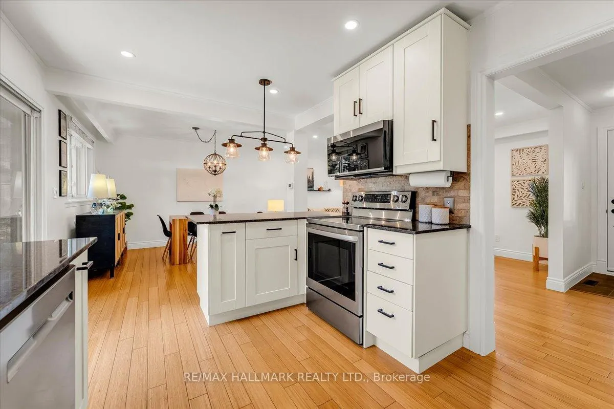 Photo 21 of 370 Dunlop Crescent, Burlington, Appleby — HOMEH