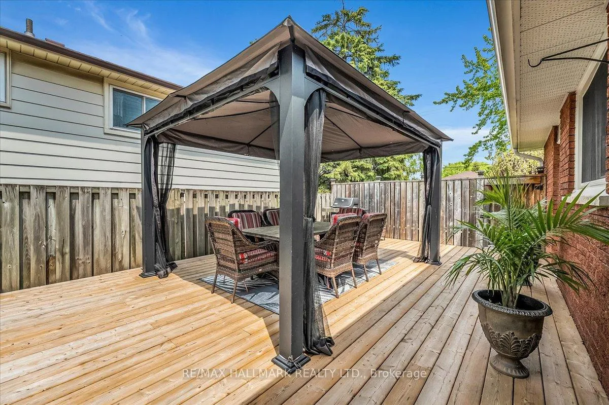 Photo 37 of 370 Dunlop Crescent, Burlington, Appleby — HOMEH