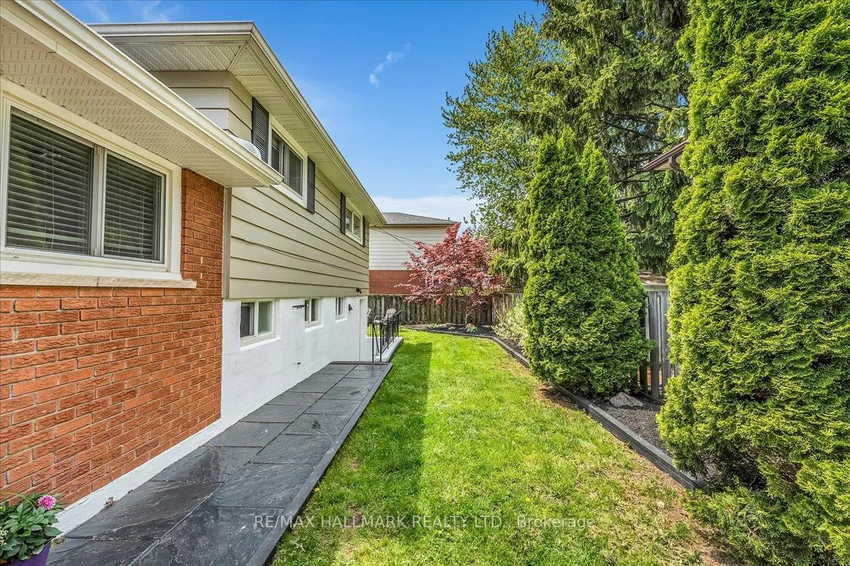 Photo 39 of 370 Dunlop Crescent, Burlington, Appleby — HOMEH