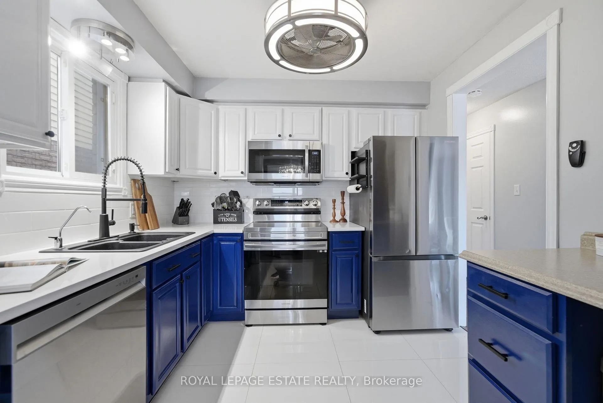 Photo 7 of 78 Turnberry Crescent, Clarington, Courtice — HOMEH
