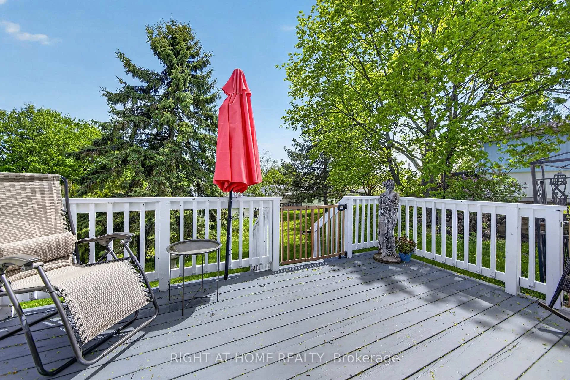 Photo 33 of 1 Mimosa Drive, Innisfil, Rural Innisfil — HOMEH
