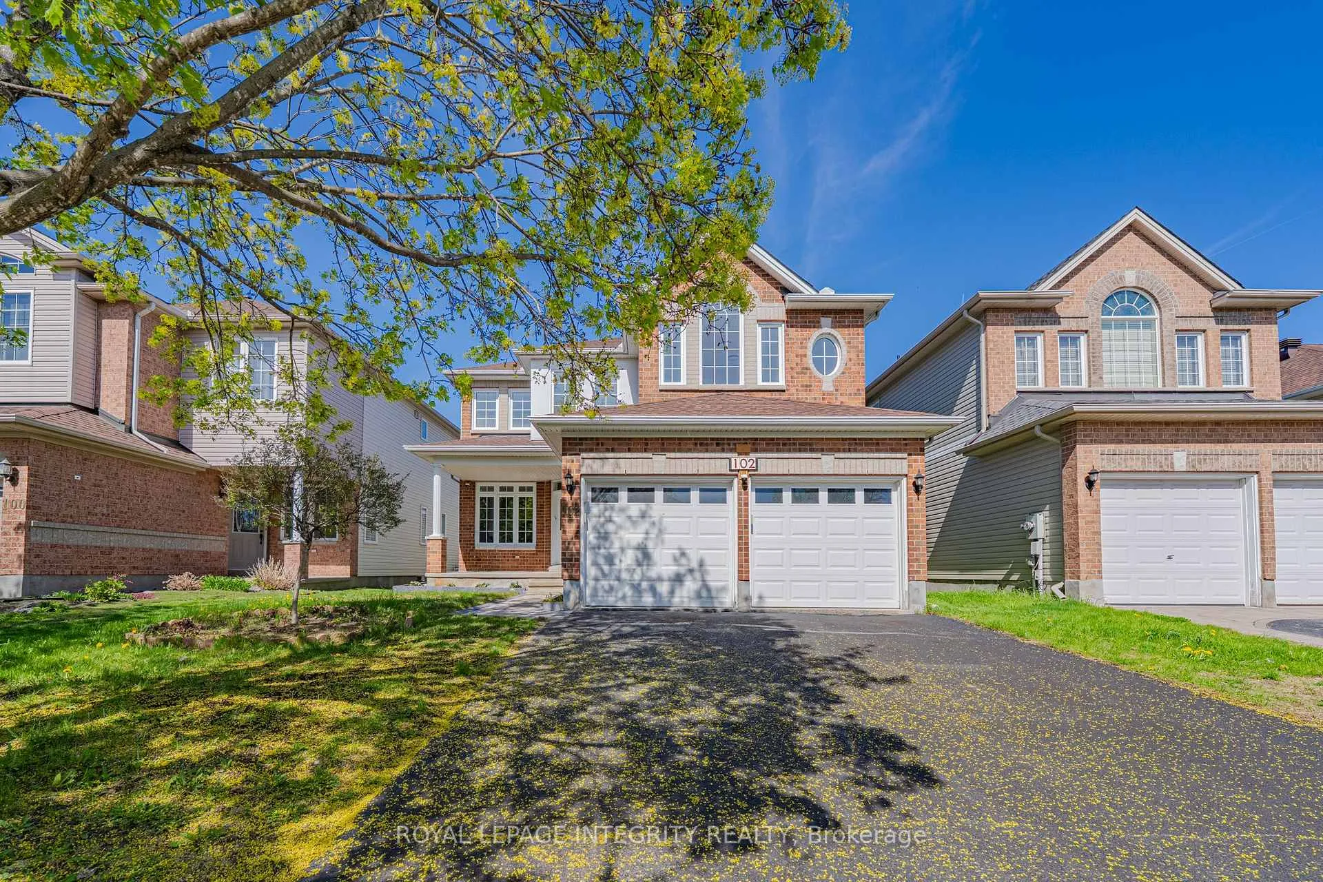 Photo 40 of 102 Whitestone Drive, Ottawa, Central Park — HOMEH