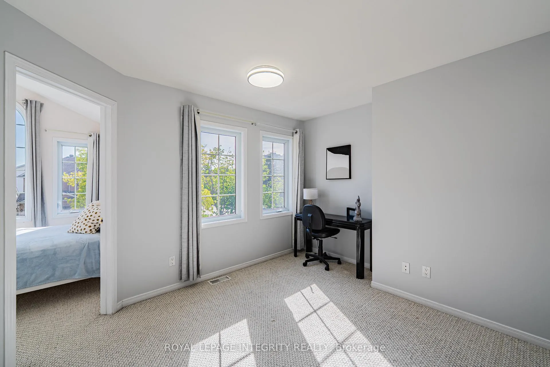 Photo 29 of 102 Whitestone Drive, Ottawa, Central Park — HOMEH