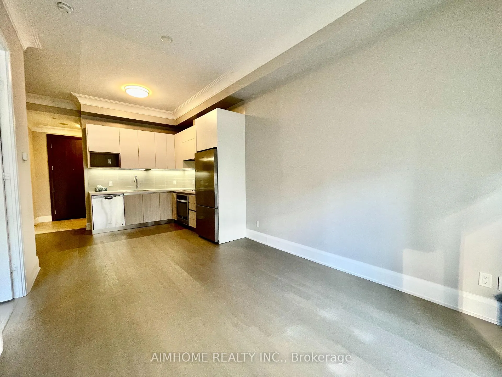 Photo 4 of Unit 202, 25 Water Walk Drive, Markham, Unionville — HOMEH