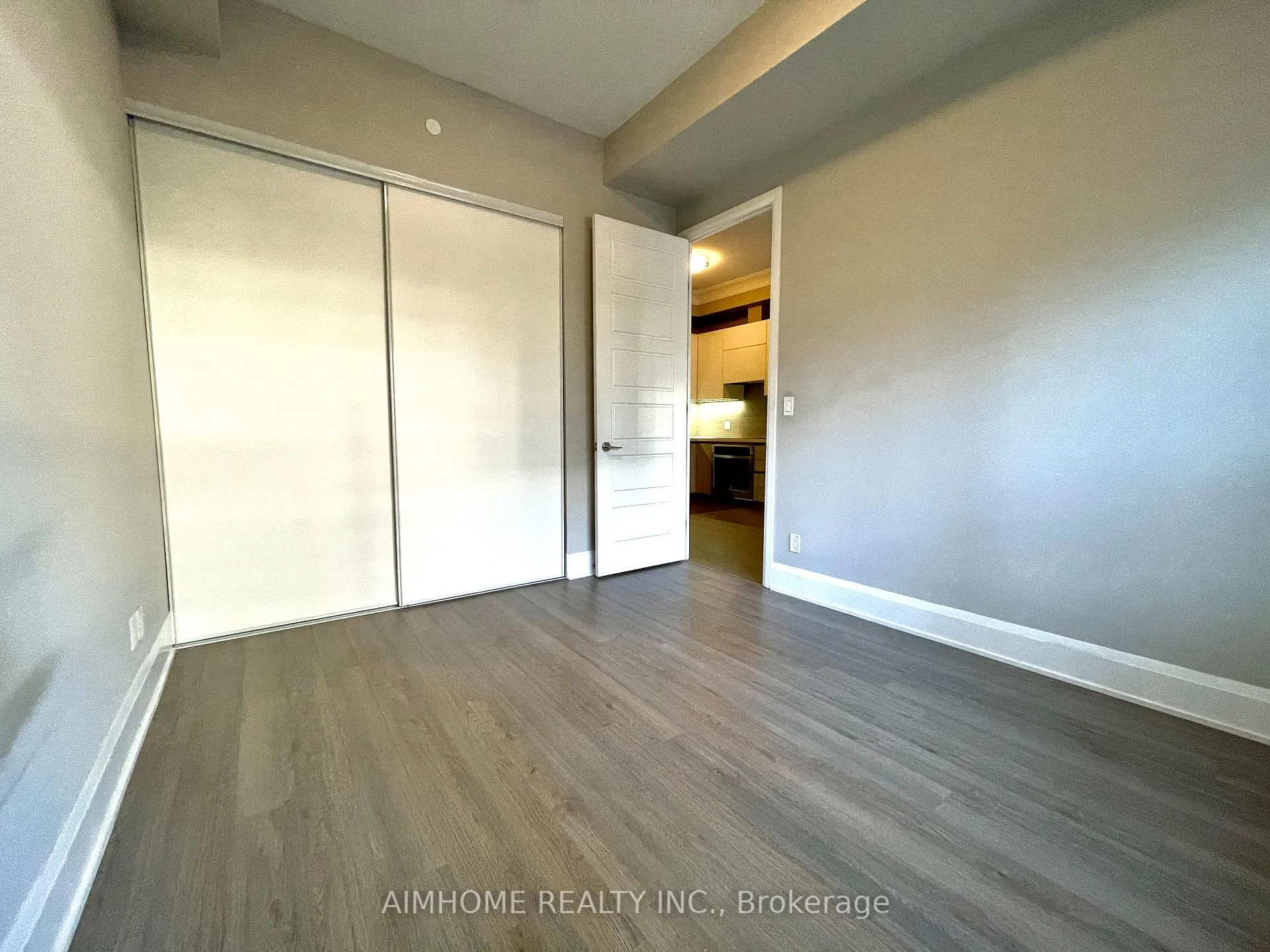 Photo 7 of Unit 202, 25 Water Walk Drive, Markham, Unionville — HOMEH