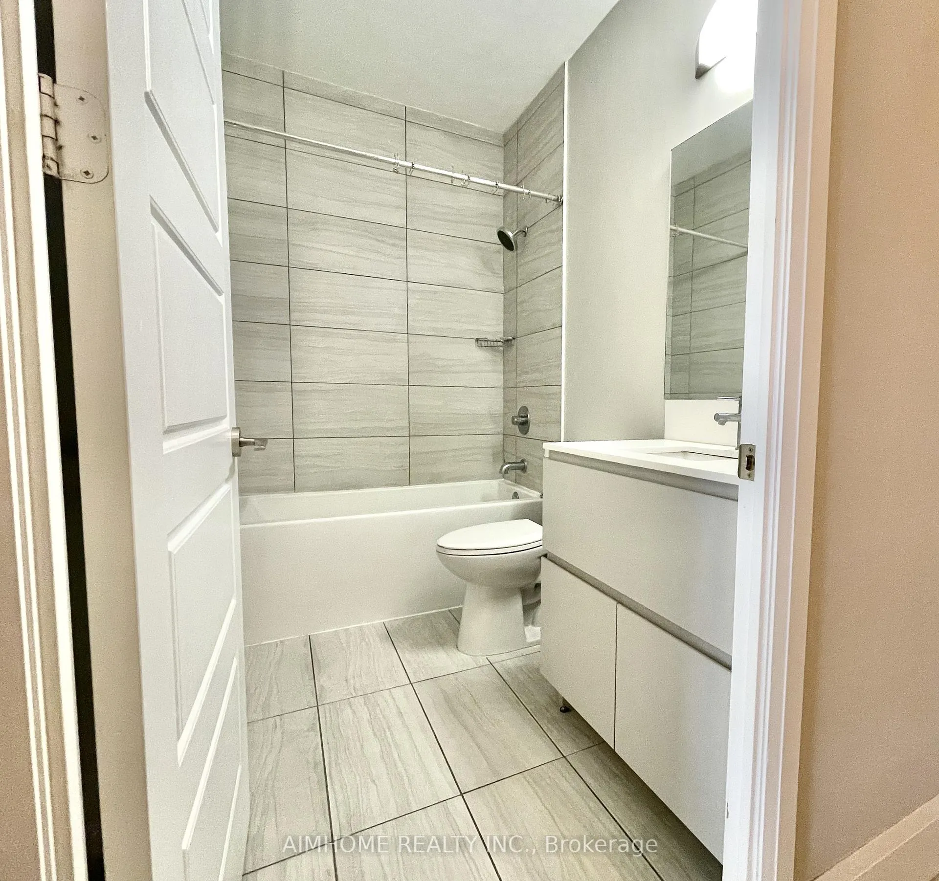 Photo 10 of Unit 202, 25 Water Walk Drive, Markham, Unionville — HOMEH