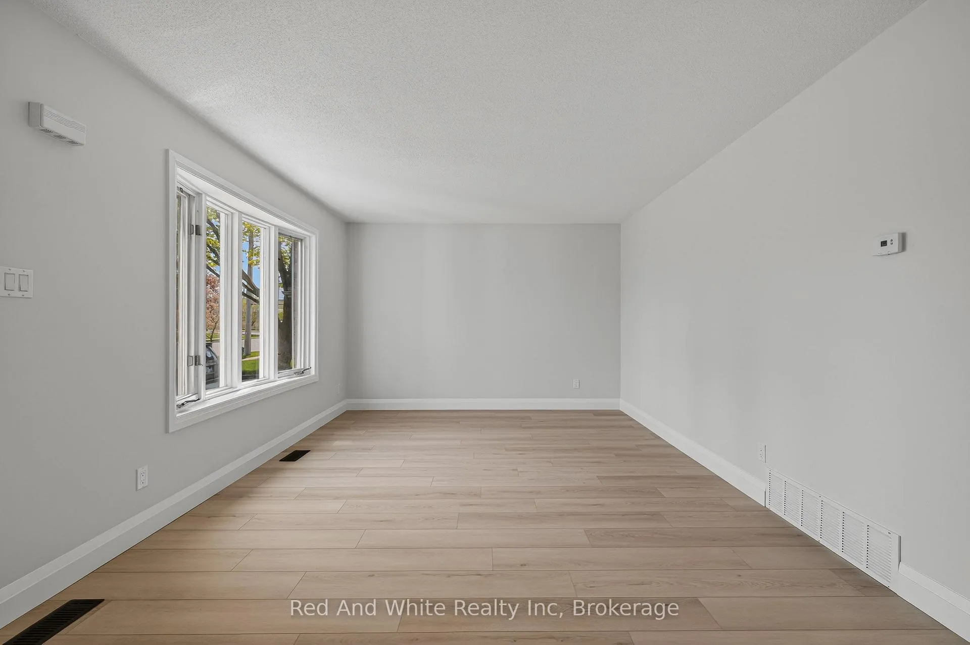 Photo 8 of 58 Catherine Street, Wilmot — HOMEH