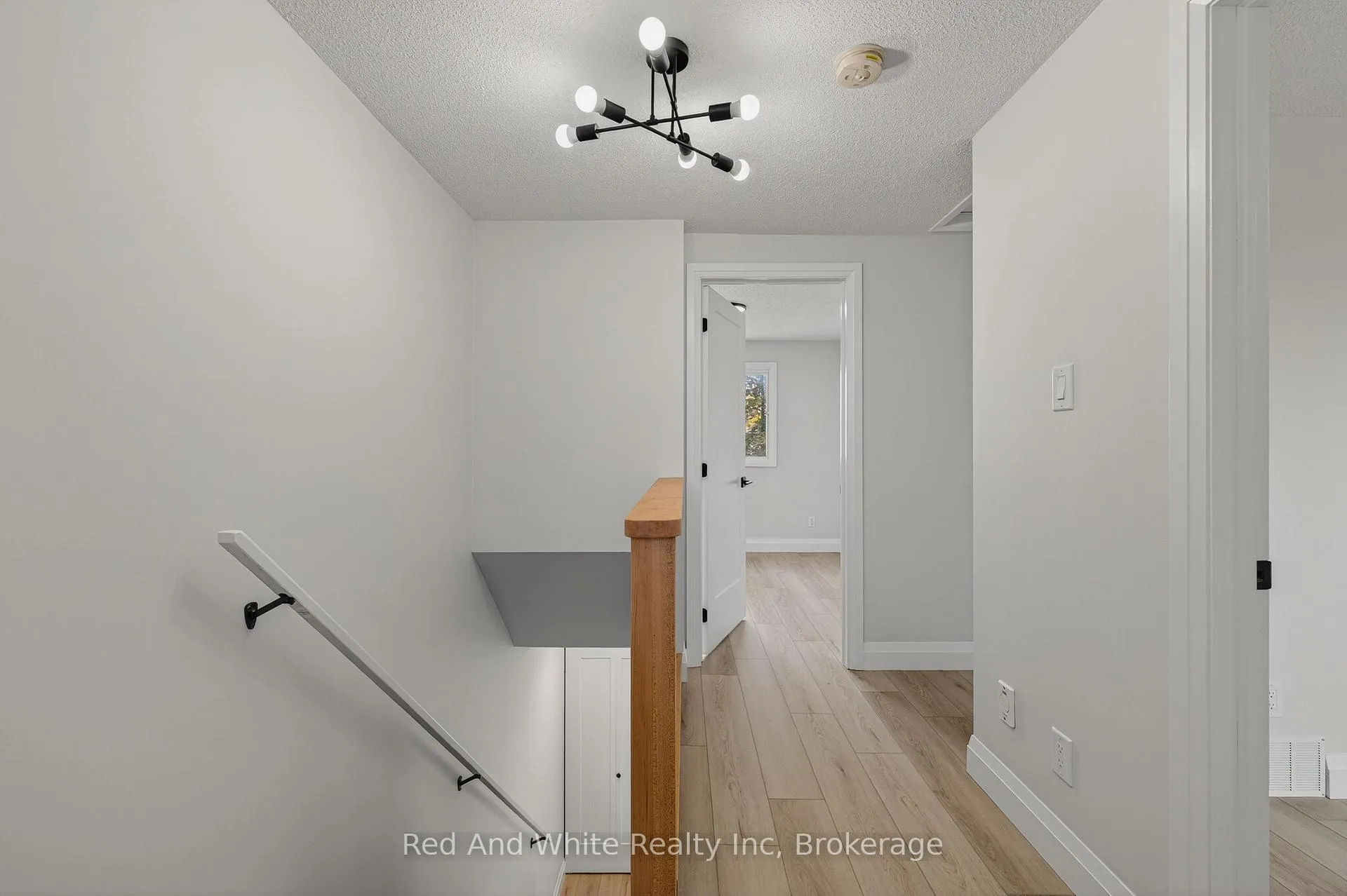 Photo 17 of 58 Catherine Street, Wilmot — HOMEH