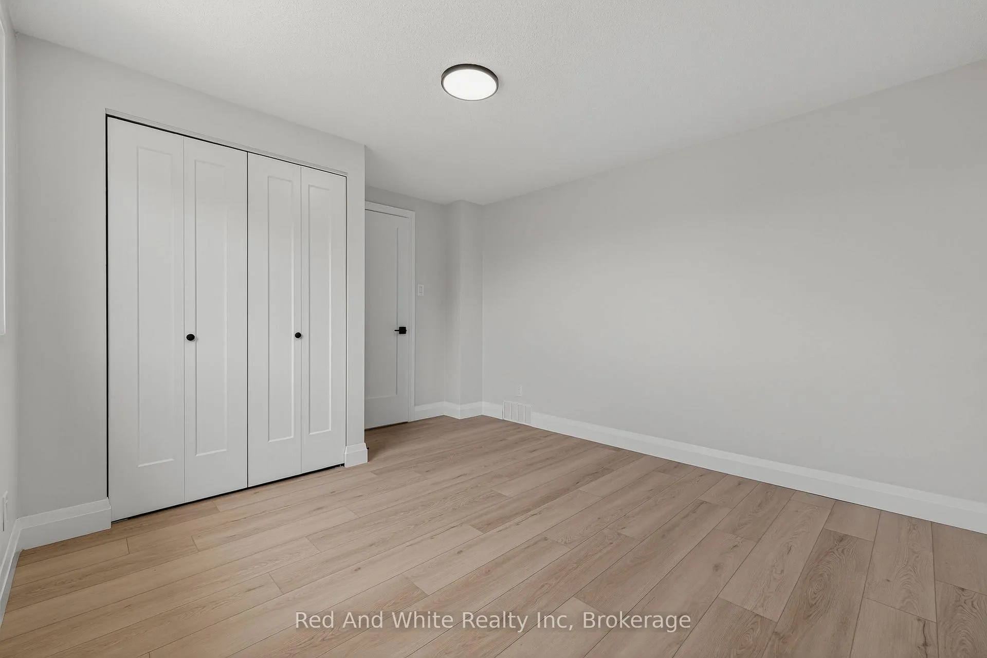 Photo 19 of 58 Catherine Street, Wilmot — HOMEH