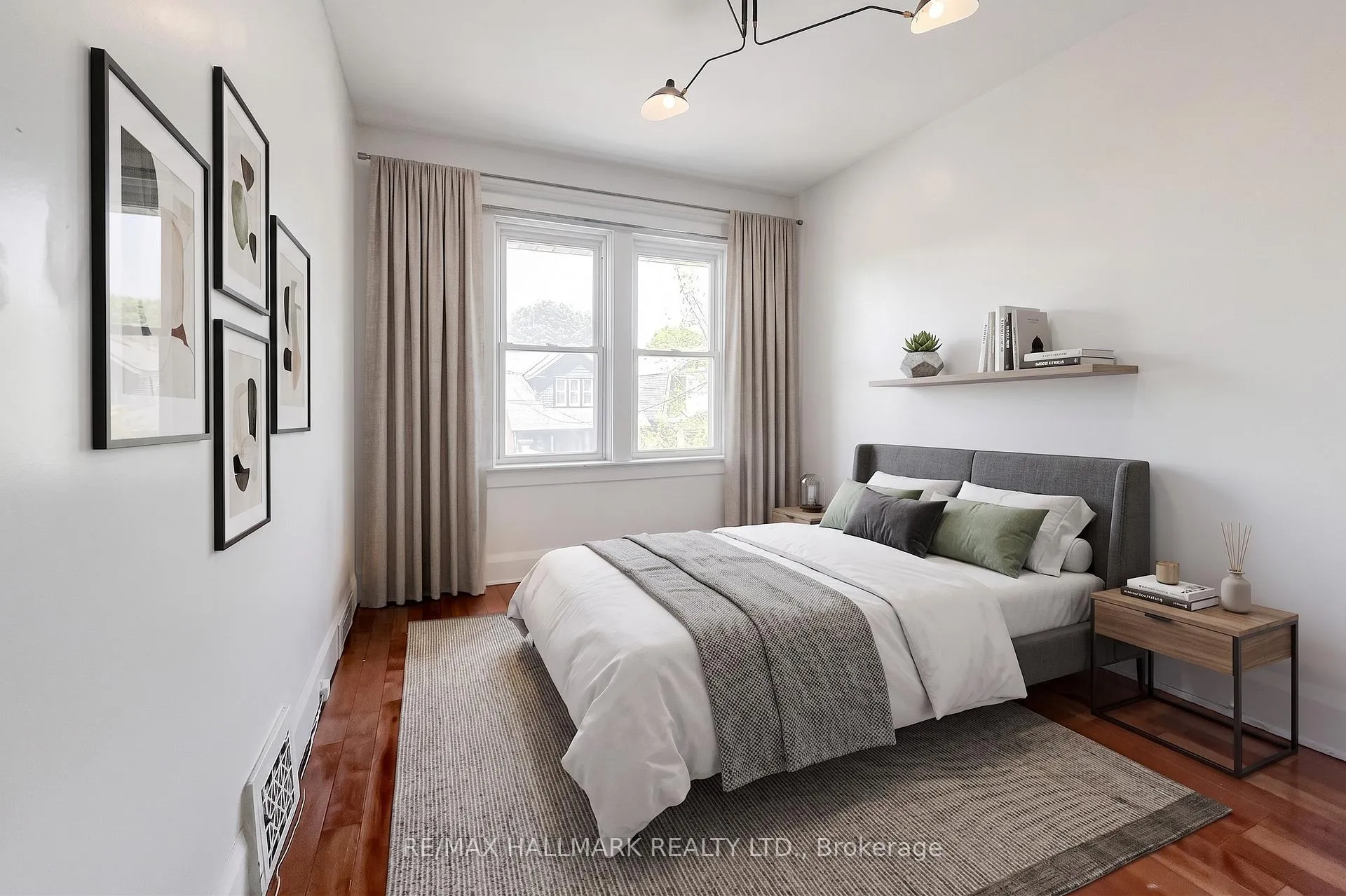 Photo 12 of 31 Gates Avenue, Toronto, East End-Danforth — HOMEH
