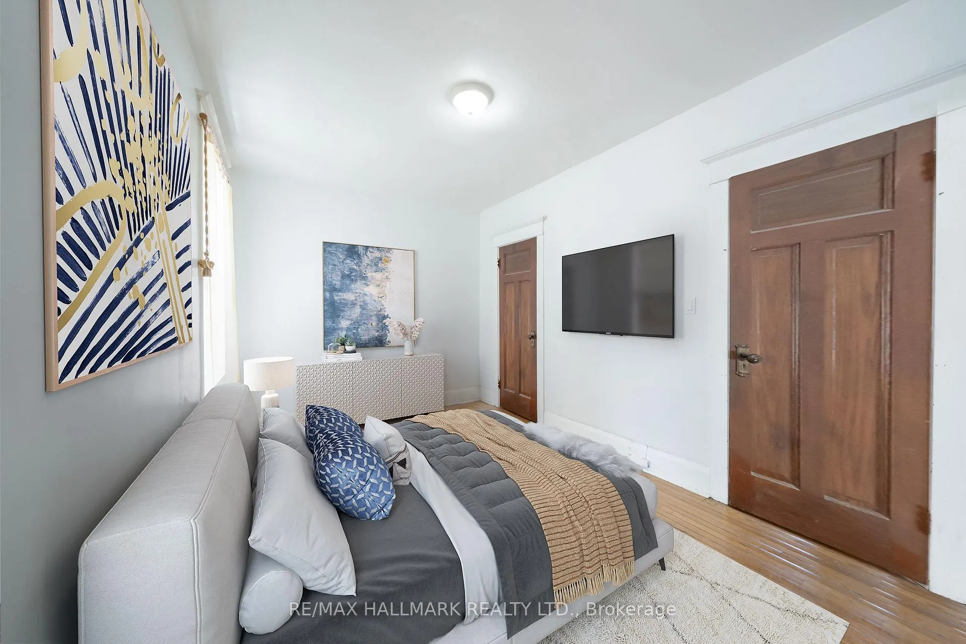 Photo 15 of 31 Gates Avenue, Toronto, East End-Danforth — HOMEH