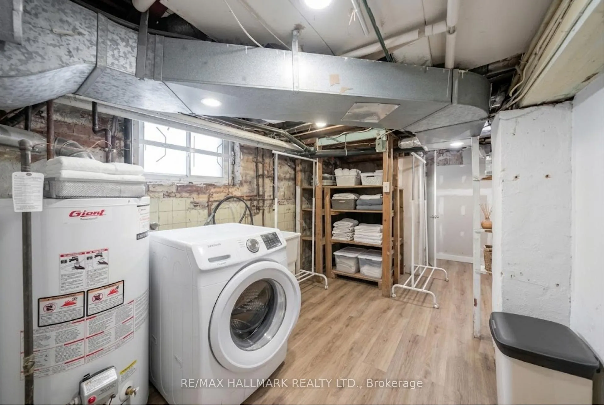 Photo 28 of 31 Gates Avenue, Toronto, East End-Danforth — HOMEH