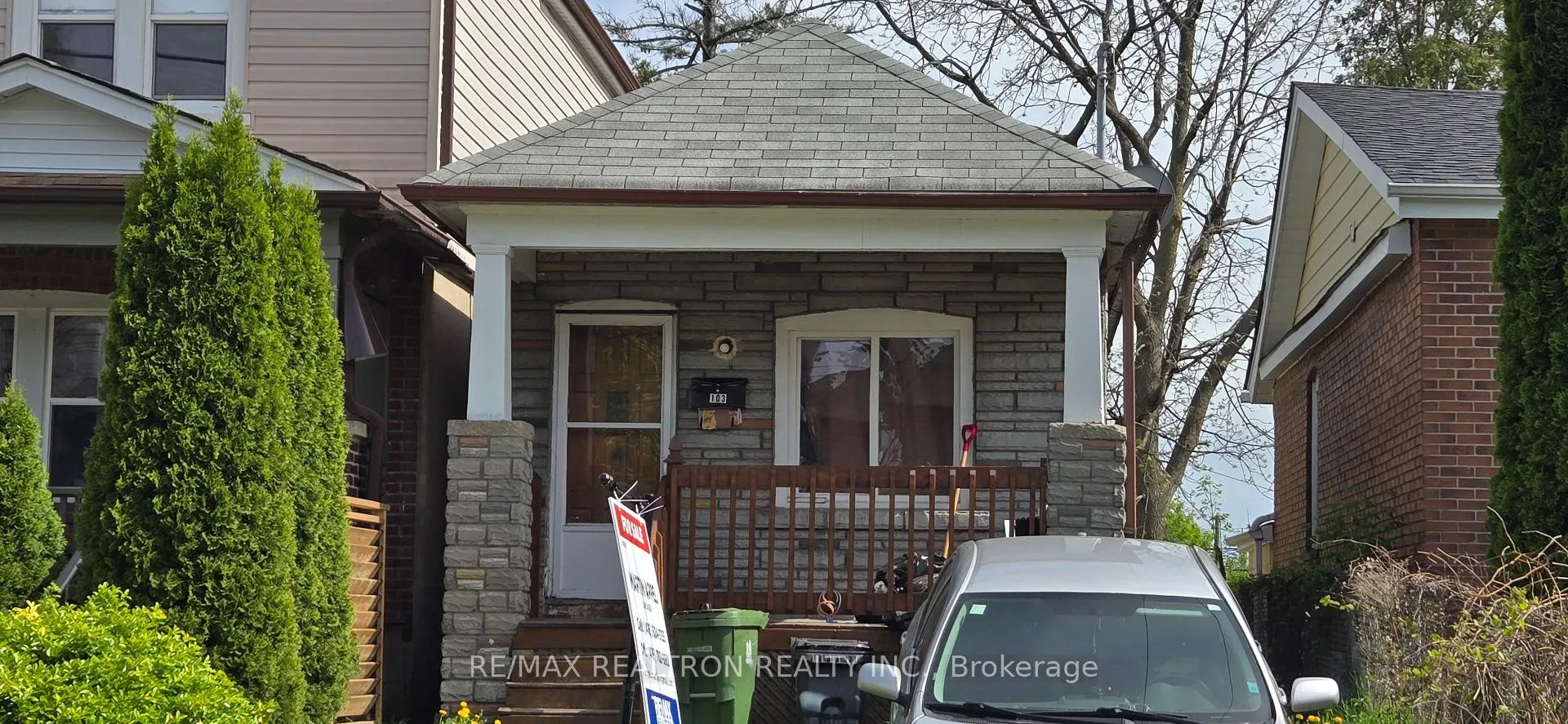 Photo 2 of 103 Denton Avenue, Scarborough, Oakridge — HOMEH
