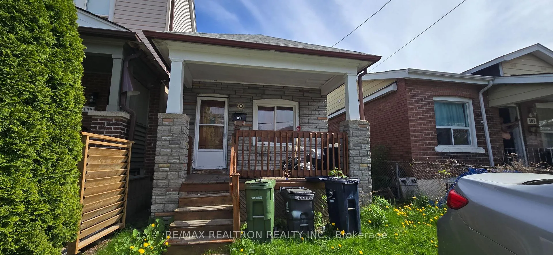 Photo 4 of 103 Denton Avenue, Scarborough, Oakridge — HOMEH