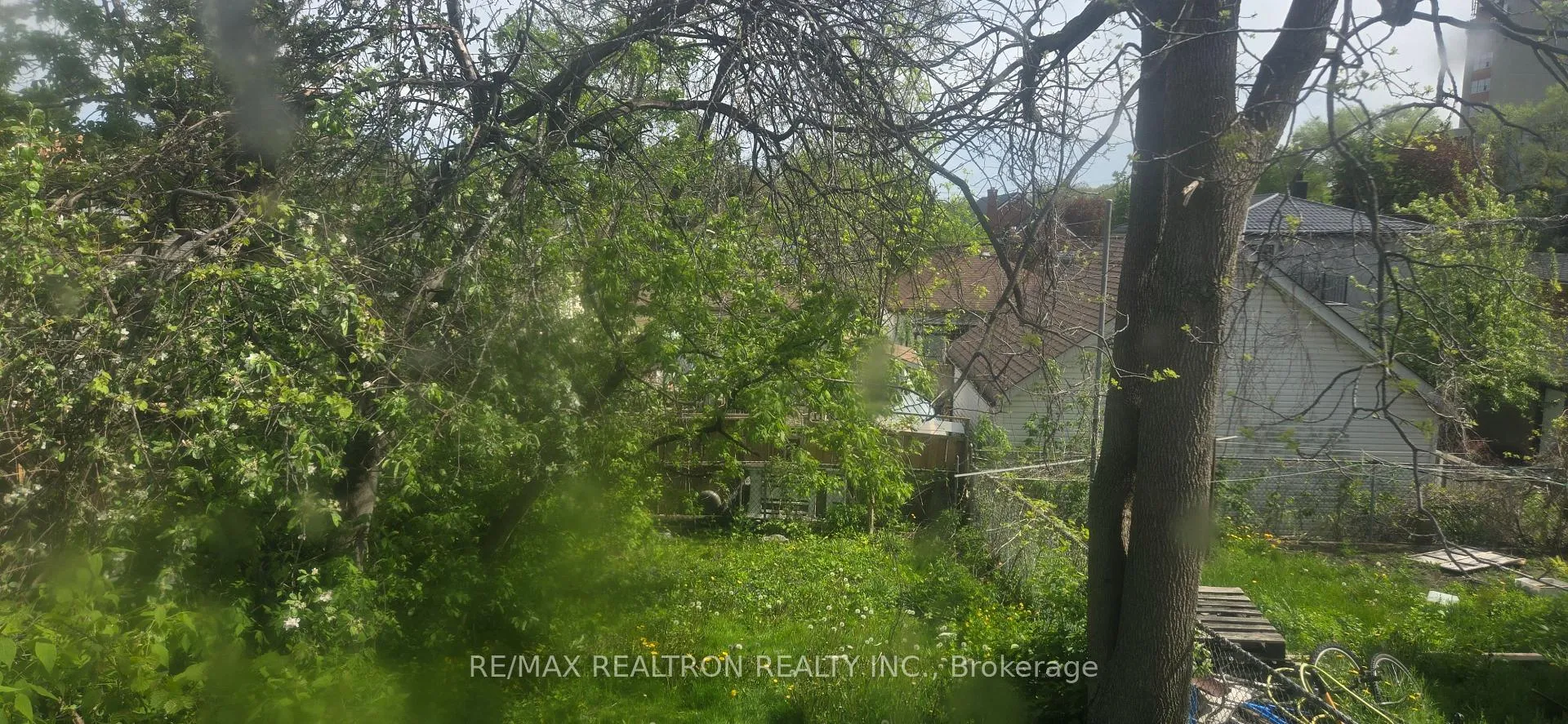 Photo 15 of 103 Denton Avenue, Scarborough, Oakridge — HOMEH